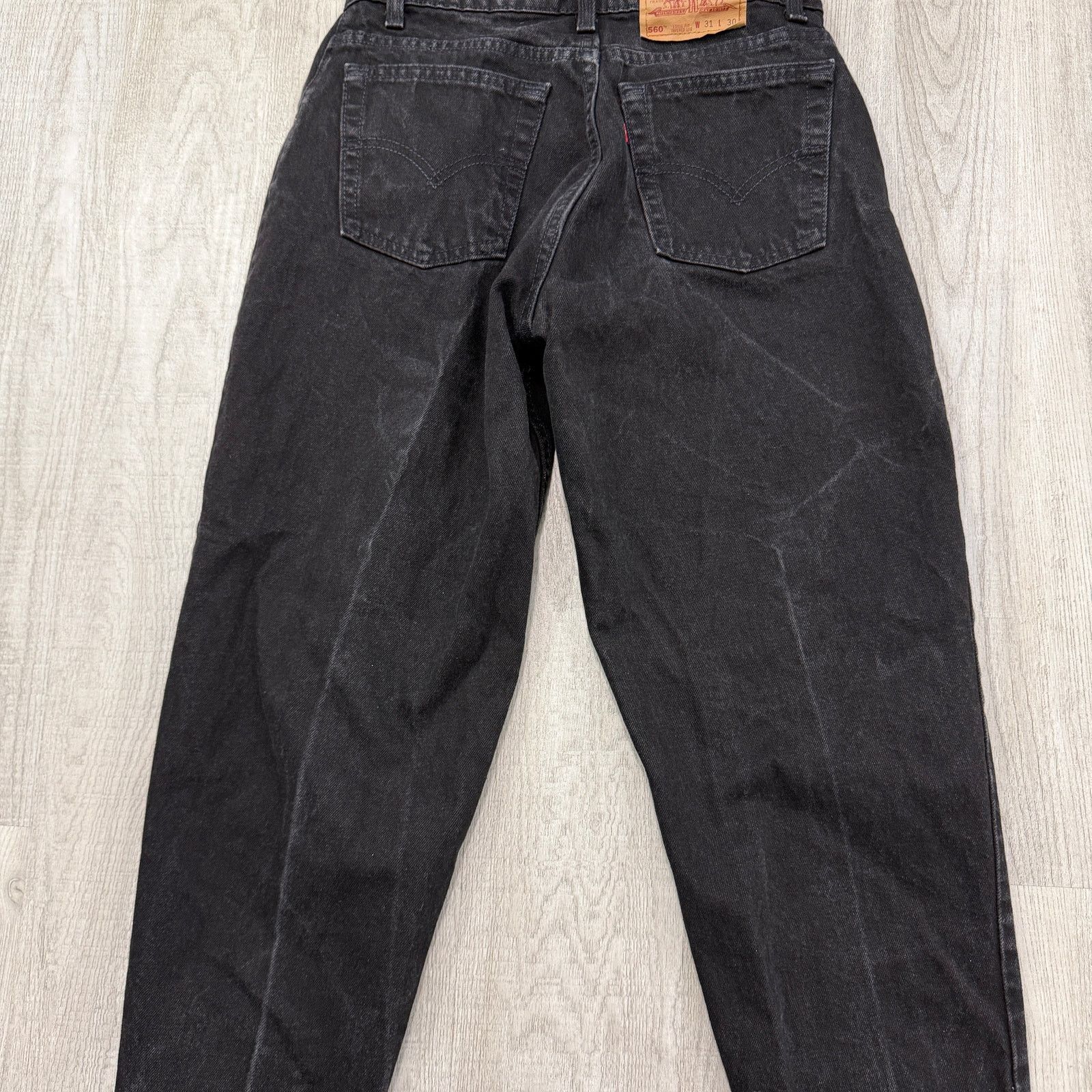 Levi's Vintage Levis 560 Loose Fit Tapered Leg Jeans Men's 31x30 Size US 31 - 8 Thumbnail