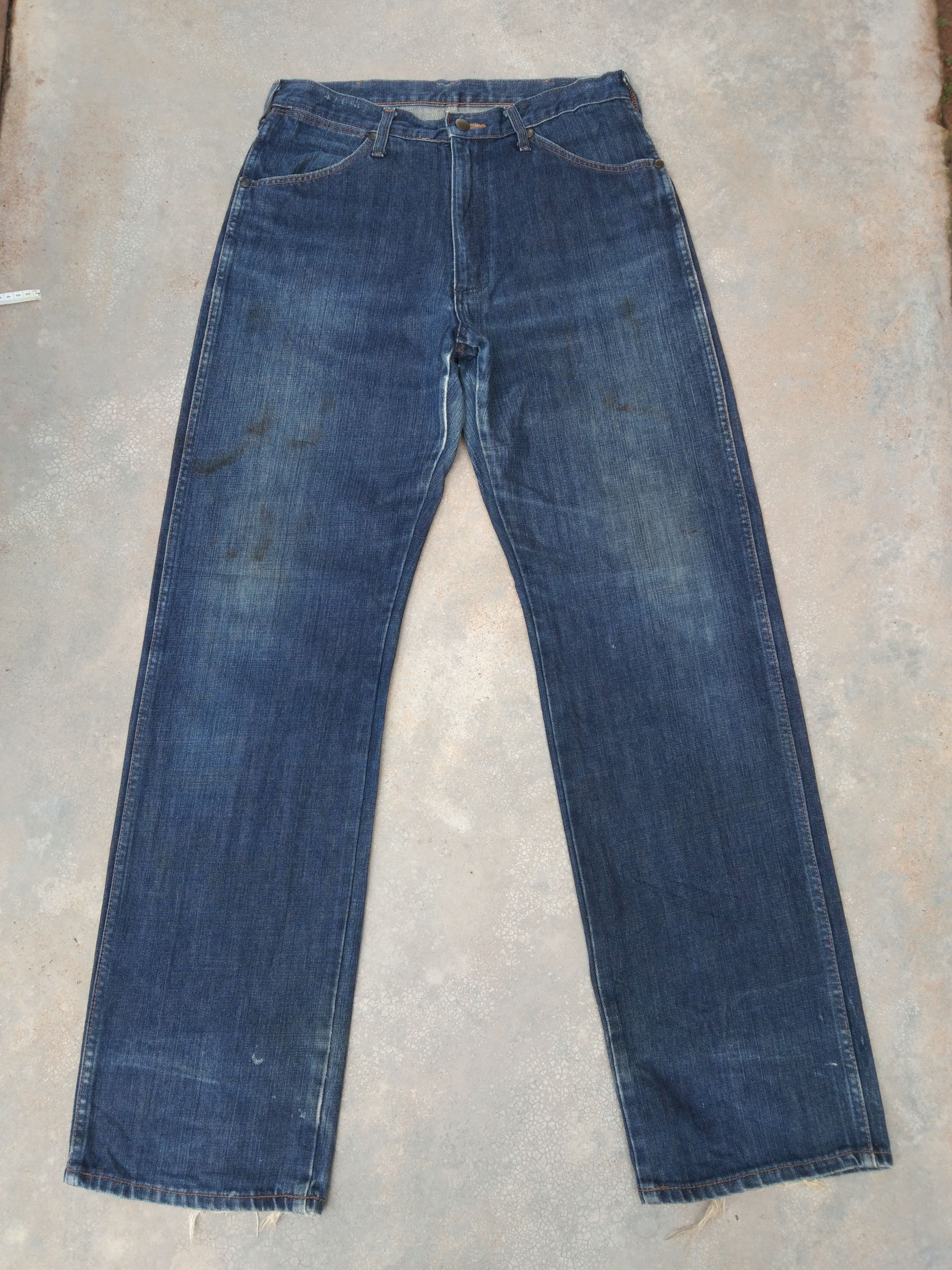 Japanese Brand Vintage Wrangler Straight Leg Distressed Jeans 30x33 Size US 30 / EU 46 - 1 Thumbnail