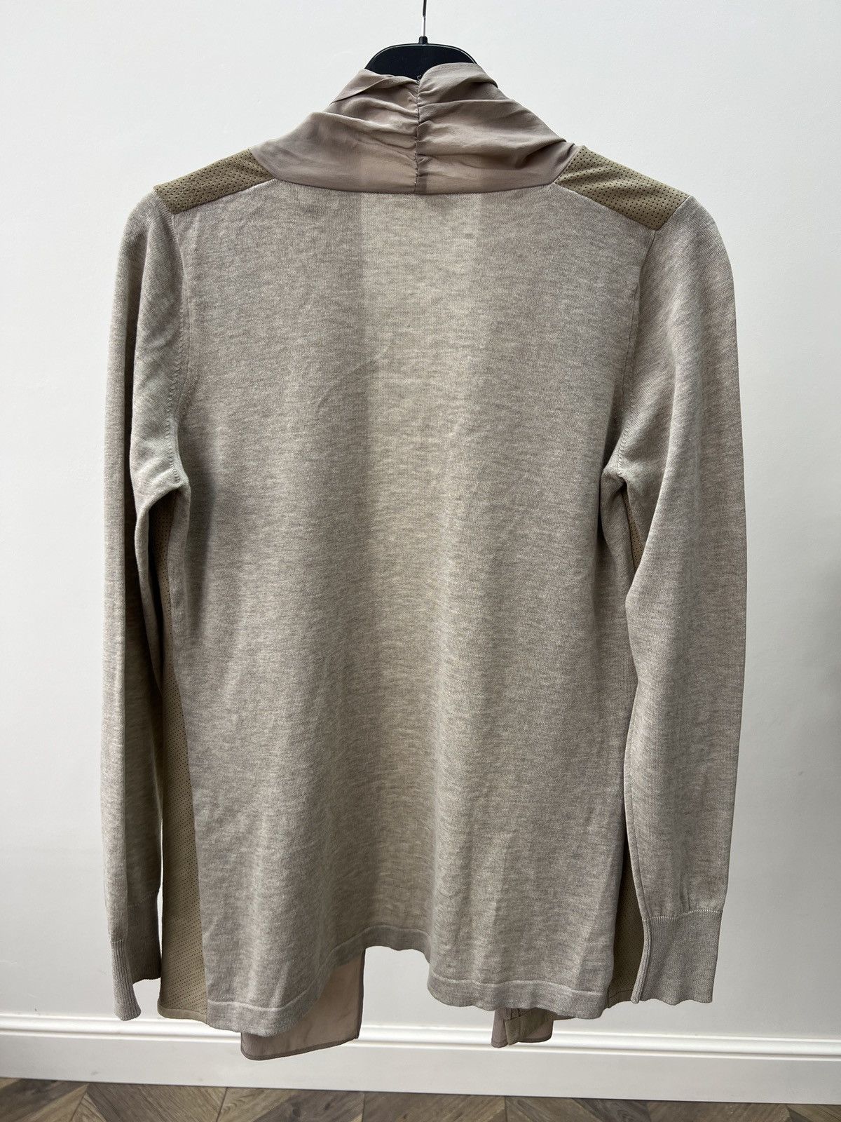 Fabiana Filippi Vintage Fabiana Filippi Beige women’s Cardigan Open Front Size M / US 6-8 / IT 42-44 - 9 Thumbnail