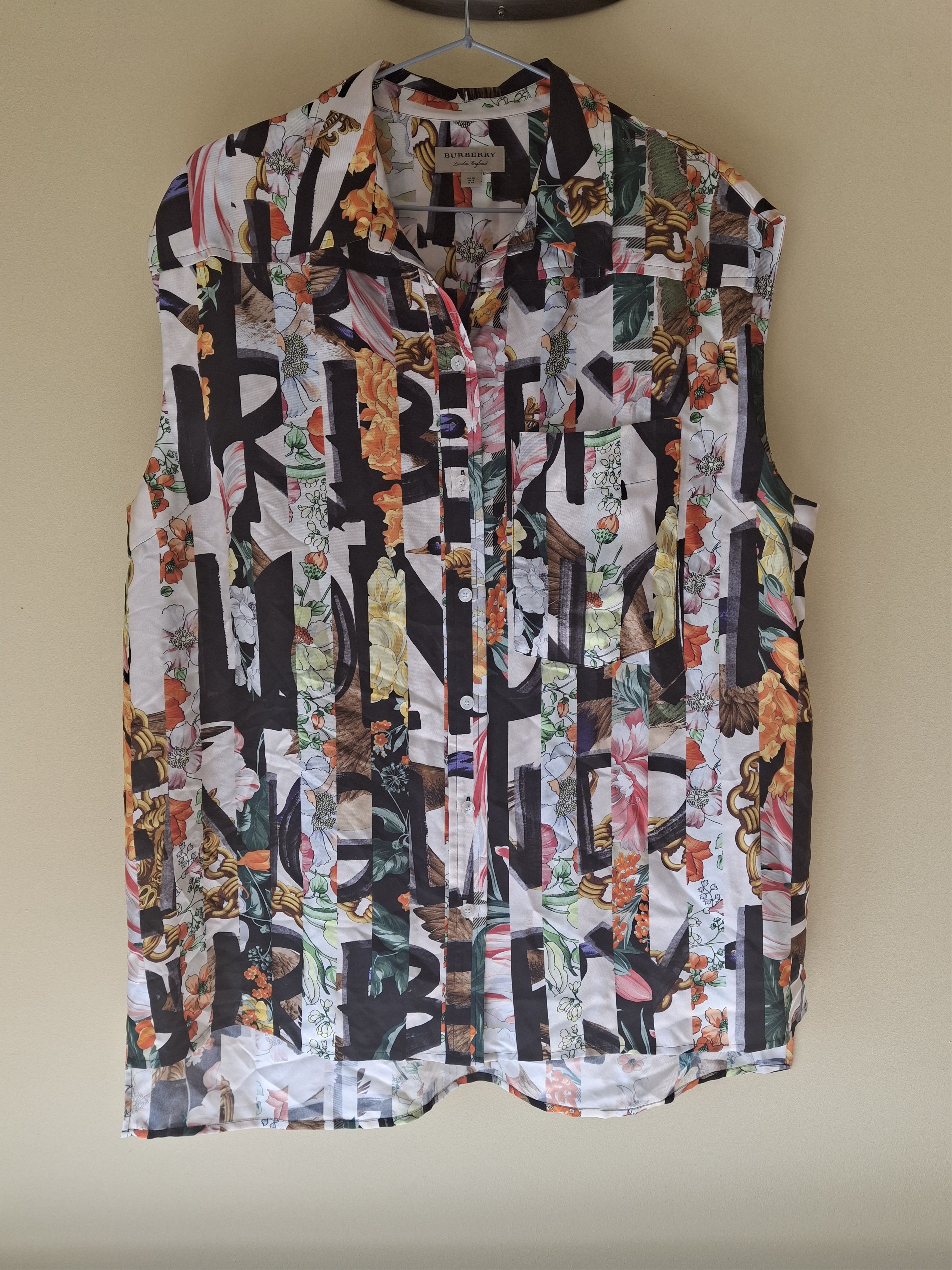 Burberry RARE GRAIL Burberry top vest tank top Size XL / US 12-14 / IT 48-50 - 1 Thumbnail