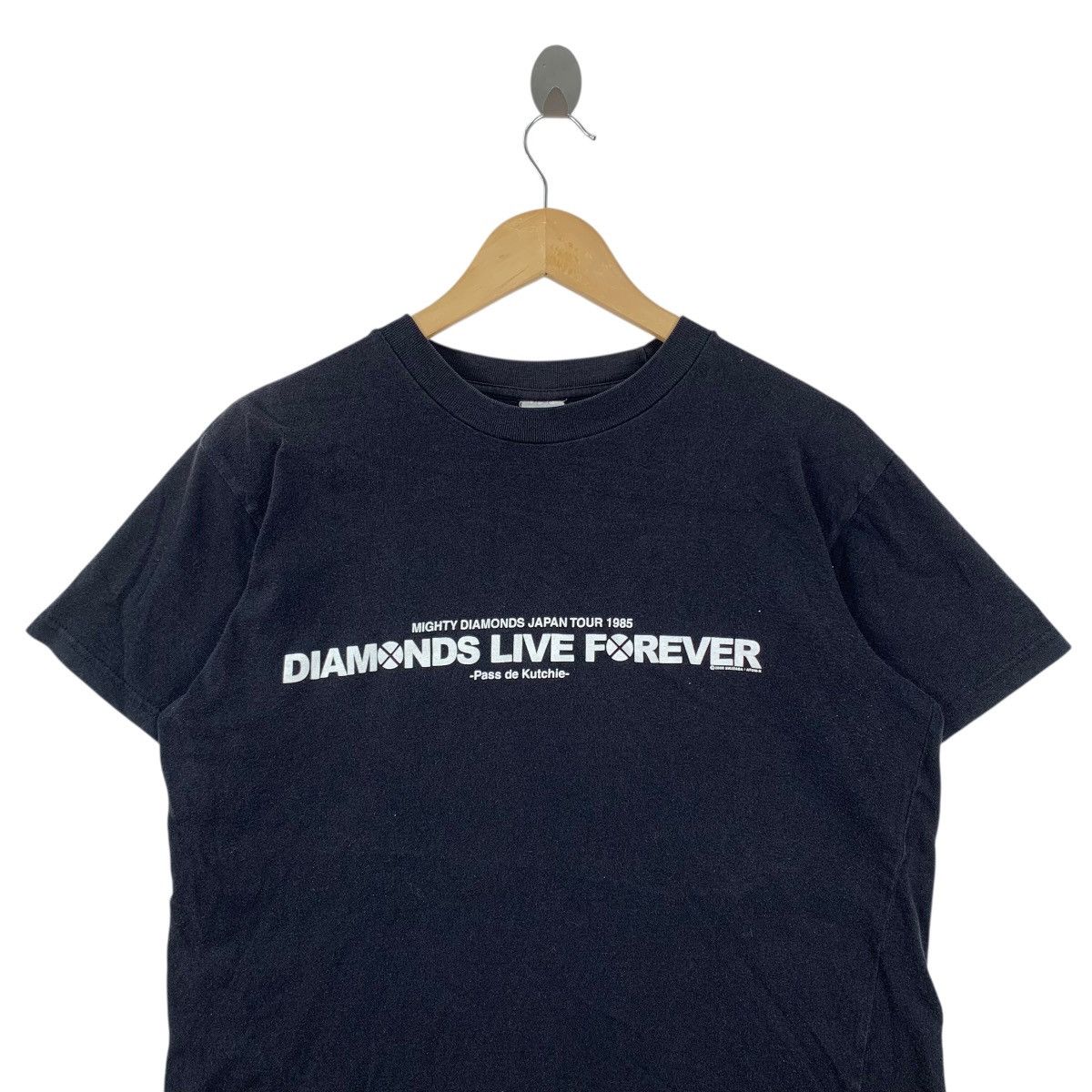 Vintage Vintage MIGHTY DIAMONDS Live Forever Japan Tour 1985 Tshirt Size US M / EU 48-50 / 2 - 2 Thumbnail