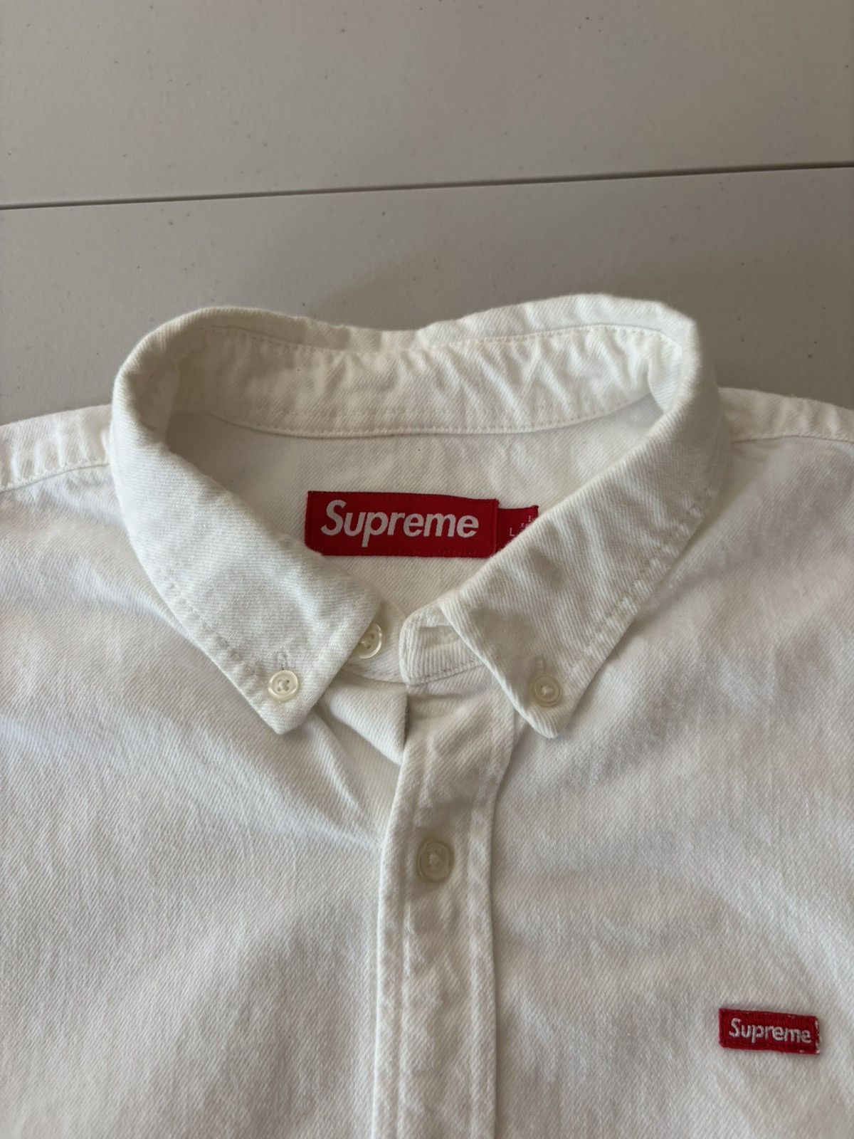 Supreme Supreme Small Box Logo Button Up Shirt White Size US L / EU 52-54 / 3 - 4 Thumbnail
