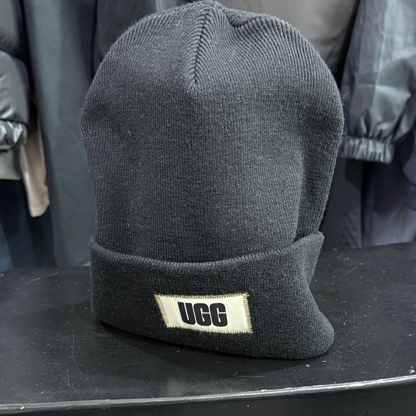 UGG Pom Pom Knit Beanie Hat Light Gray Women’s NEW UGG Women main image 3
