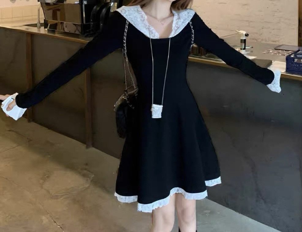 Other Midnight Lace Hood Dress Size M / US 6-8 / IT 42-44 - 2 Thumbnail