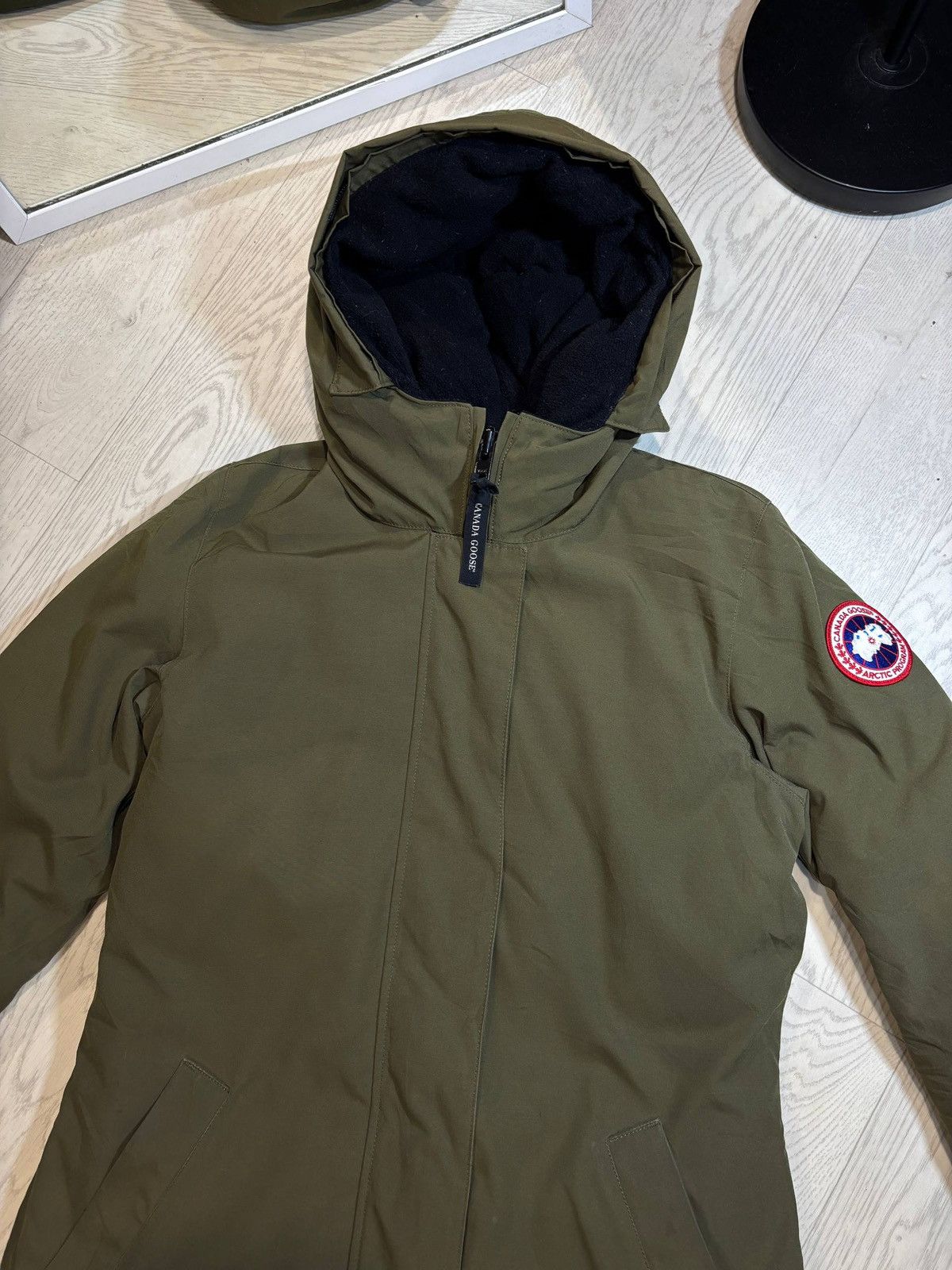 Canada Goose Women’s Canada Goose Victoria Parka Size:M Size M / US 6-8 / IT 42-44 - 4 Thumbnail