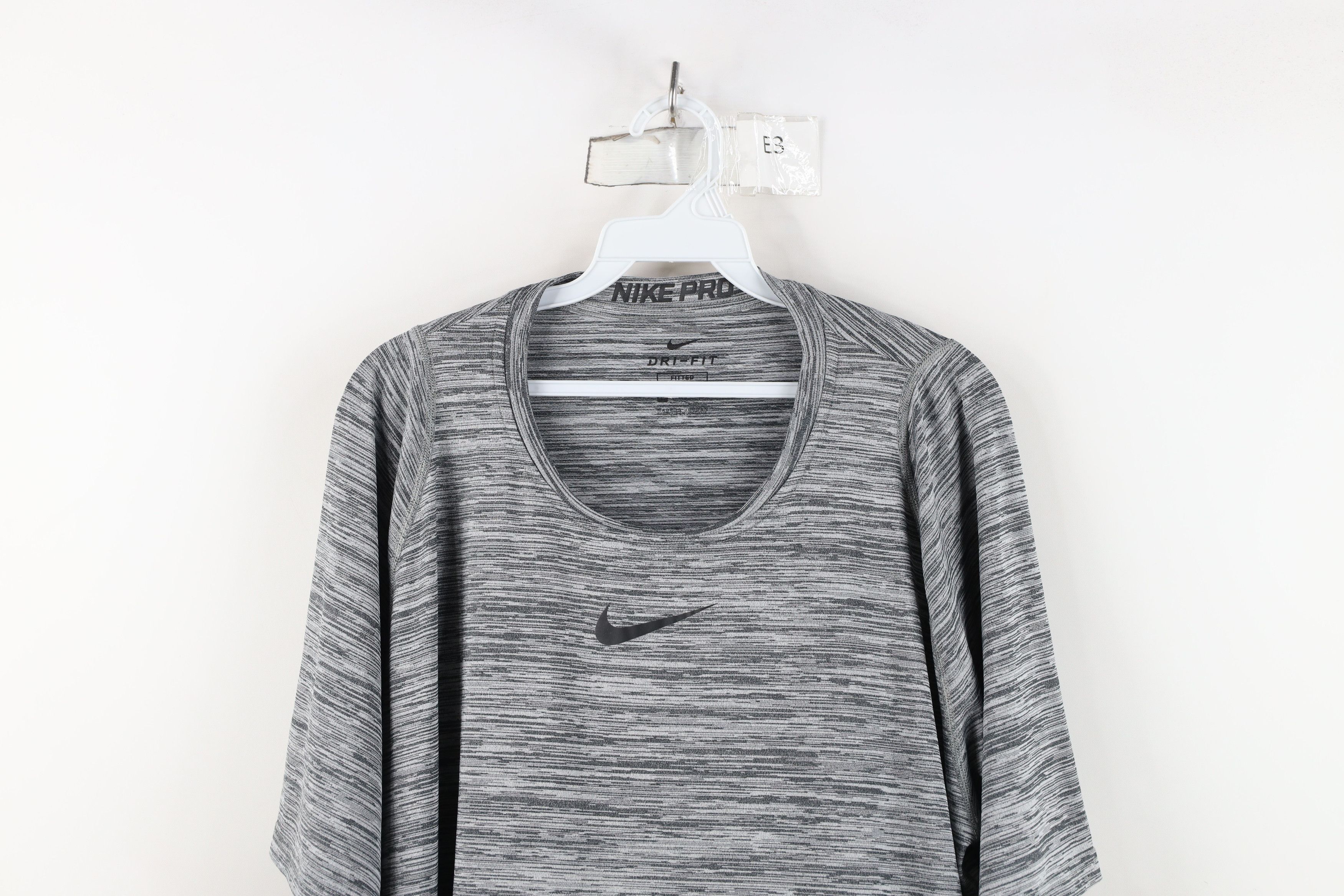 Nike Nike Pro Scott Center Swoosh Training Gym T-Shirt Gray Size US XXL / EU 58 / 5 - 2 Thumbnail