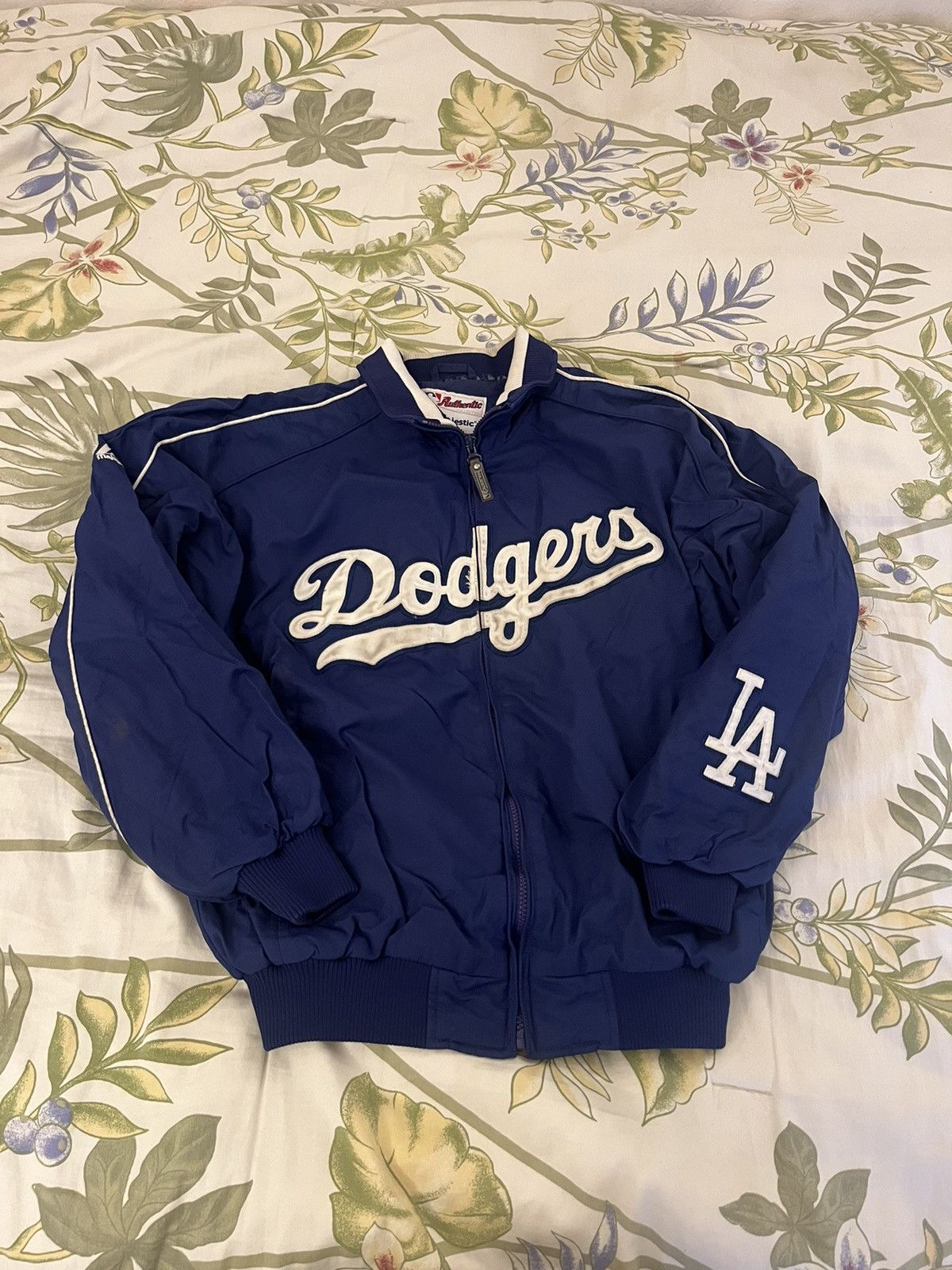 Vintage Y2K Los Angeles Dodgers majestic jacket | Grailed