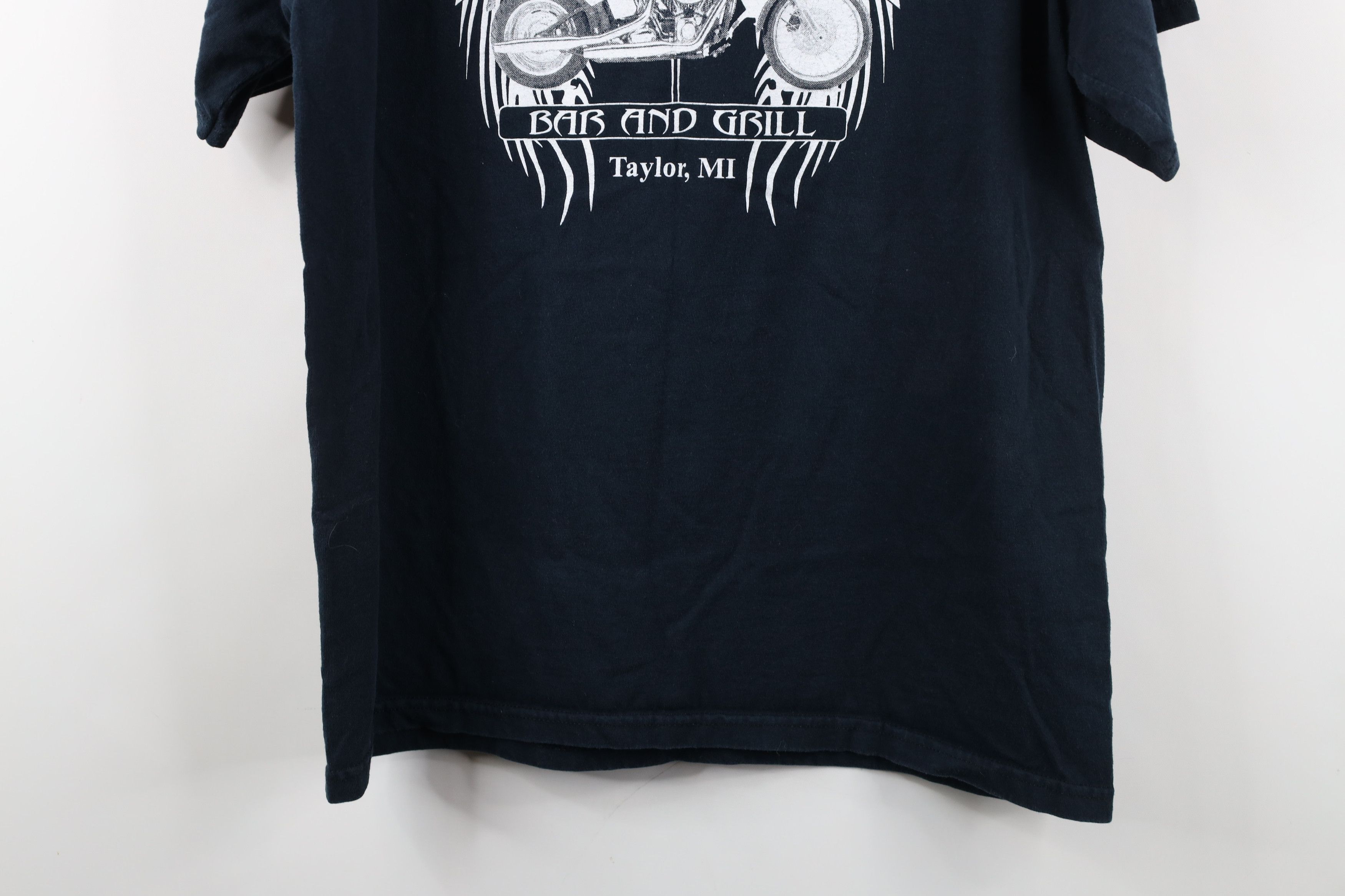 Vintage Vintage Y2K Streetwear Tribal Motorcycle Bar Pocket T-Shirt Size US L / EU 52-54 / 3 - 14 Thumbnail