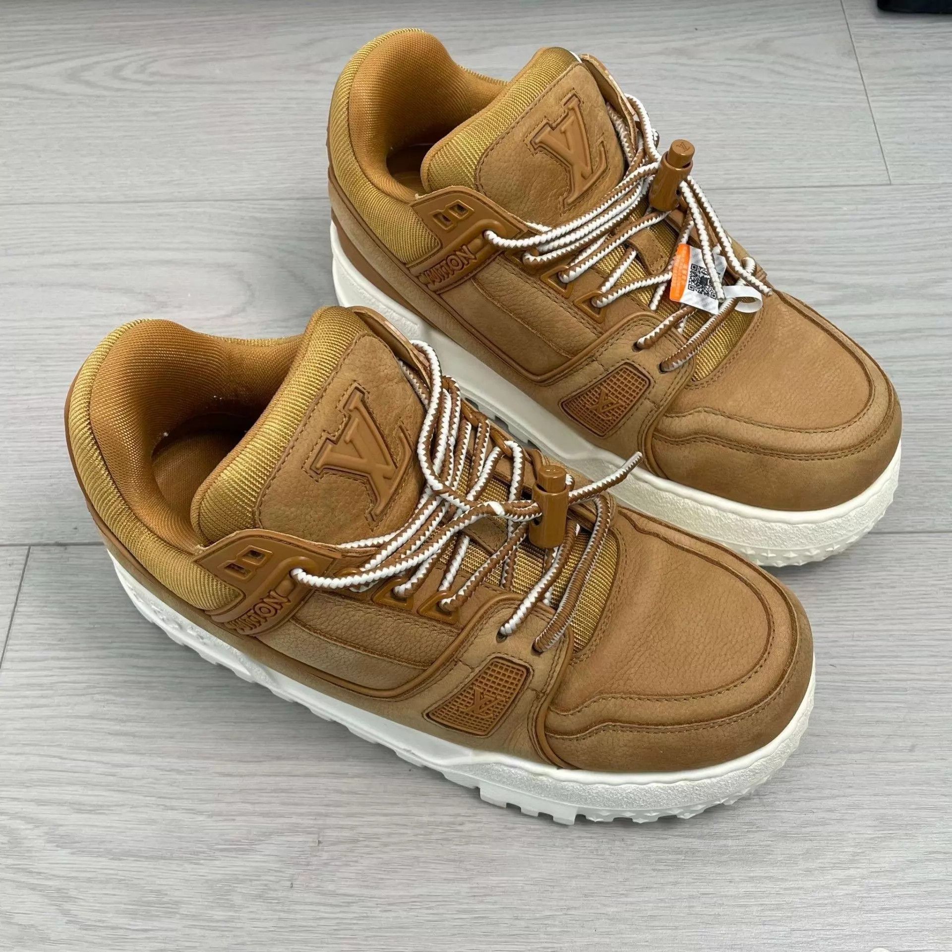Louis Vuitton LV Trainer Maxi Brown US 4 Size US 4 / IT 34 - 2 Thumbnail