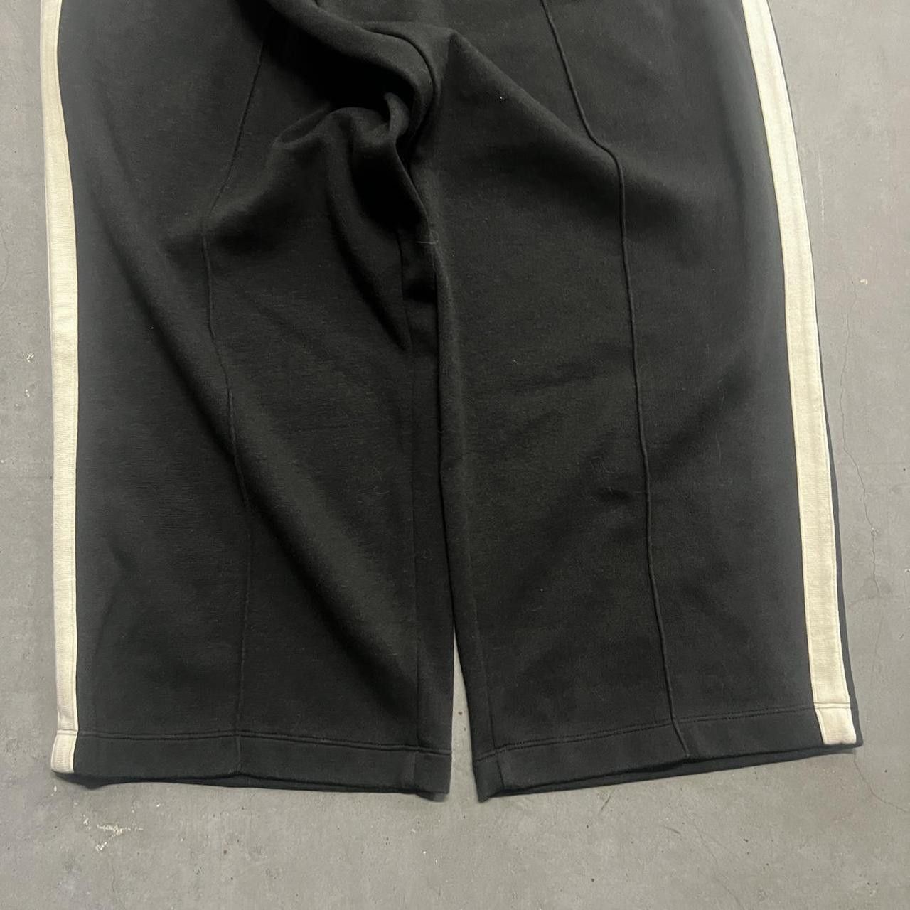 Vintage Crazy Vintage Y2K/2000s Baggy Black Striped Sweatpants with adjustable waistband! Size US 36 / EU 52 - 5 Thumbnail