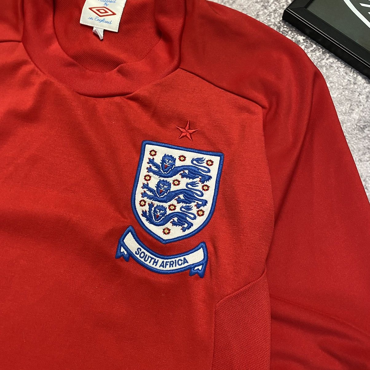 Umbro Vintage Umbro FC England National Team soccer jersey Size US S / EU 44-46 / 1 - 4 Thumbnail