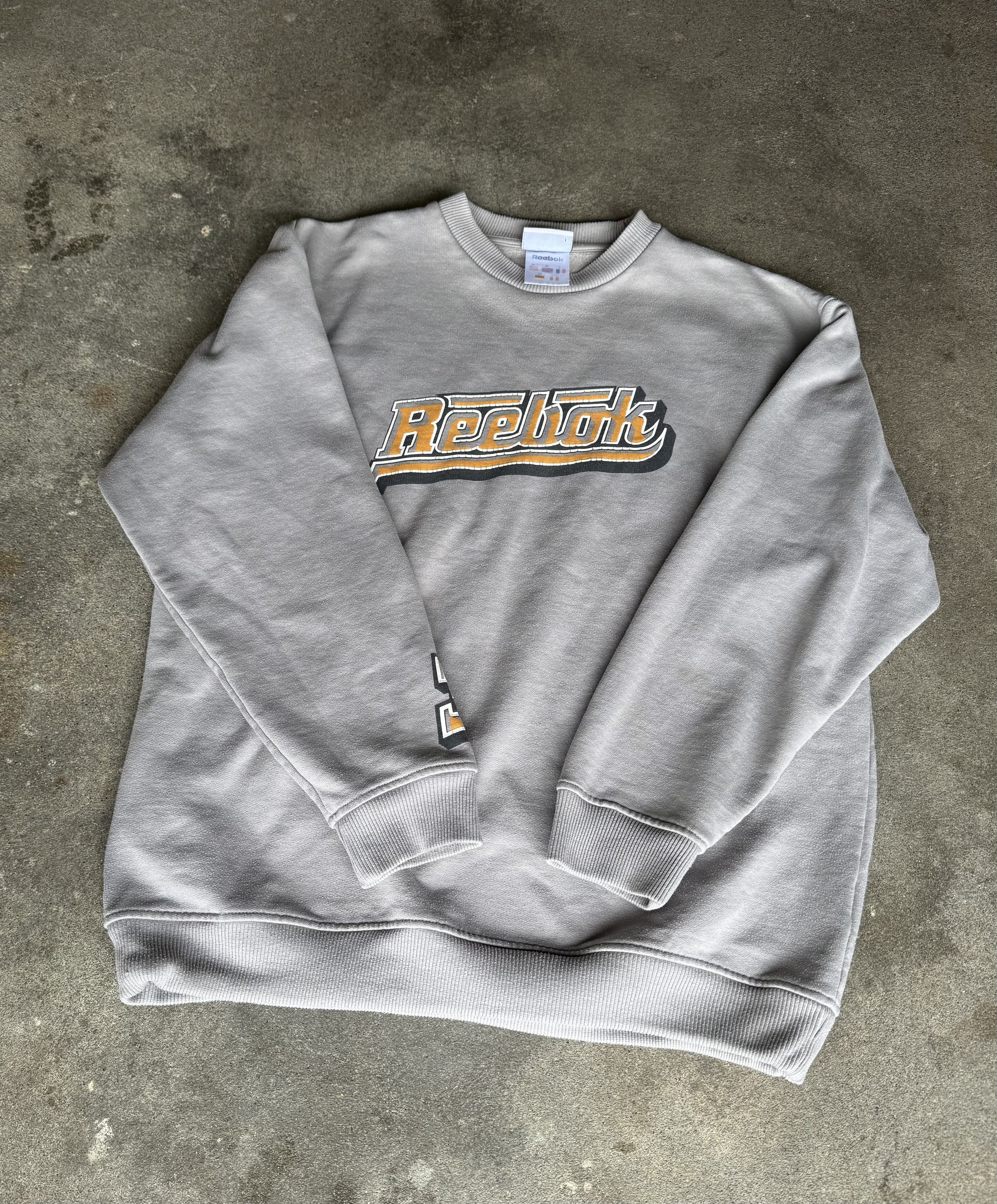 Reebok Reebok 90s Logo Grey Crewneck Size US M / EU 48-50 / 2 - 1 Thumbnail