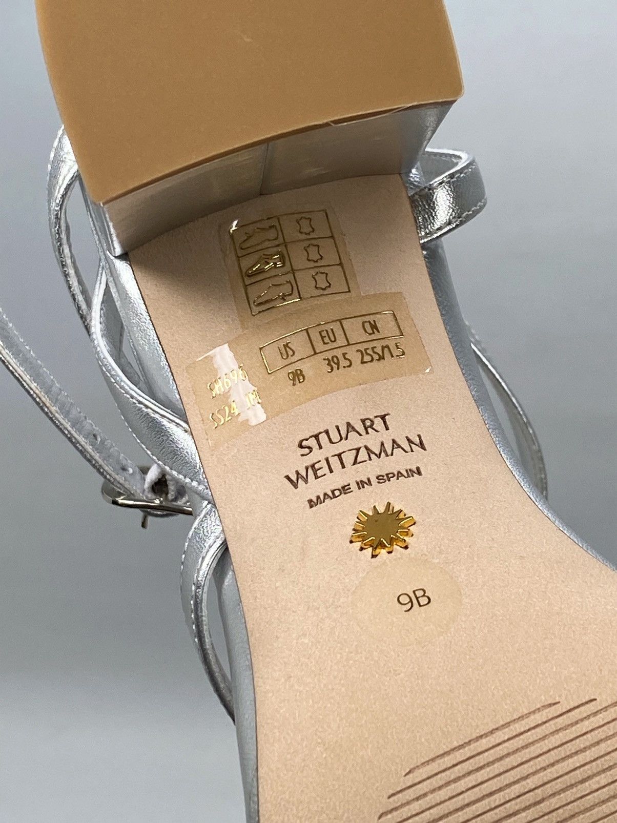 Stuart Weitzman Stuart Weitzman Metallic Leather Block-Heel Sandals size 9 Size US 9 / IT 39 - 11 Thumbnail
