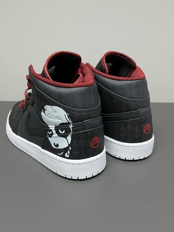 Nike Jordan 1 mid "playboi carti" CUSTOM Size US 9.5 / EU 42-43 - 7 Thumbnail