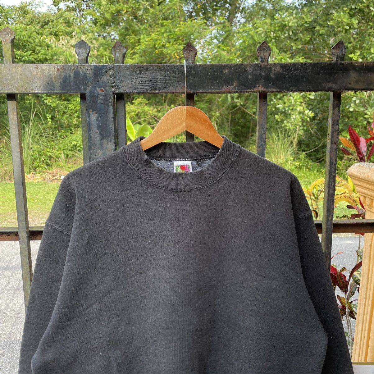 Band Tees 🔥Vintage 90s Band Art Work Of Smile Sweatshirts Size US M / EU 48-50 / 2 - 5 Thumbnail