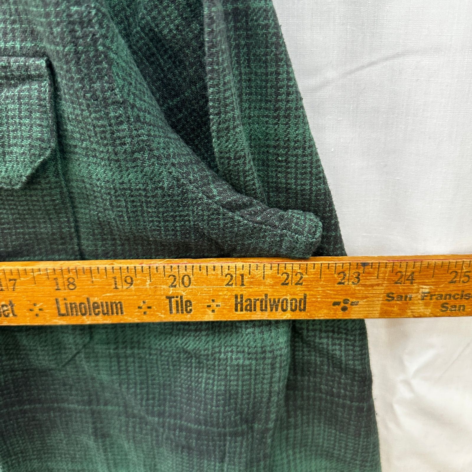 Levi's Levi's Mens Relax Fit Pine Green Plaid Shirt Size Medium Size US M / EU 48-50 / 2 - 7 Thumbnail