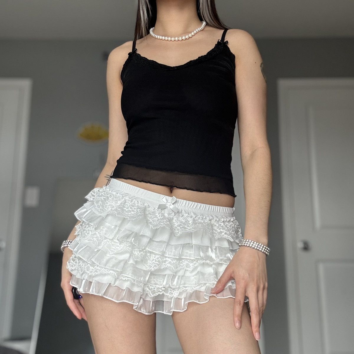 Forever 21 Forever21 Black Sheer Layered Floral Lace Trim Bowtie Cami Size XS / US 0-2 / IT 36-38 - 10 Thumbnail