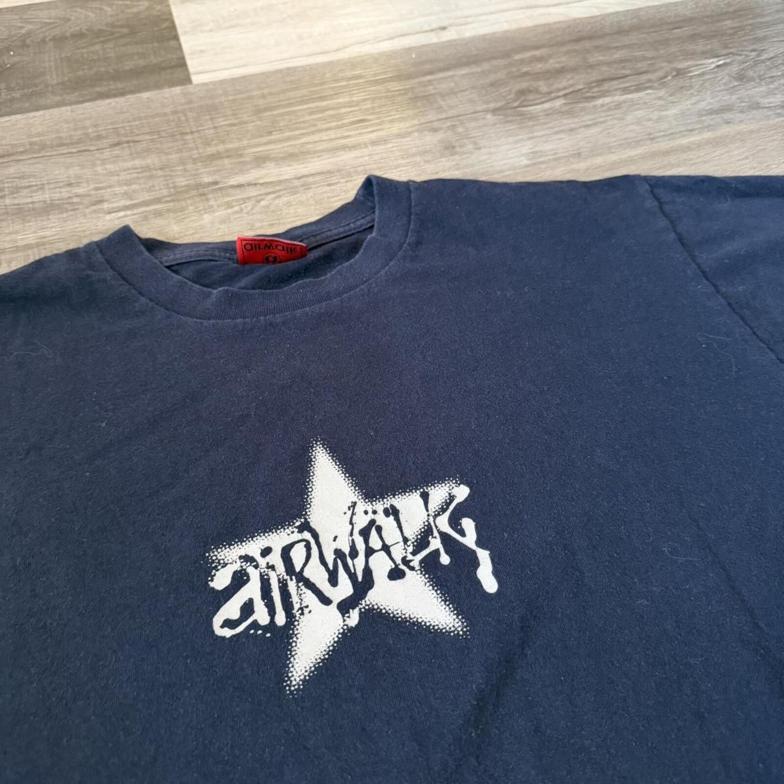 Airwalk vintage airwalk star t shirt 00s L Size US L / EU 52-54 / 3 - 2 Thumbnail