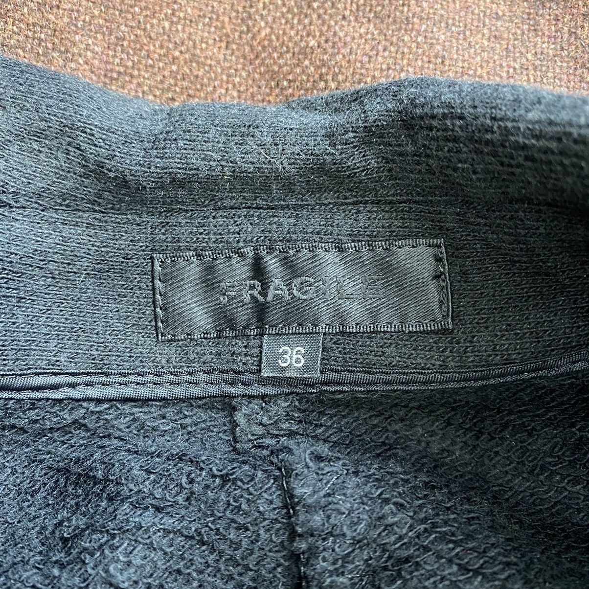 Japanese Brand FRAGILE Japanese Brand Big Button Black Coat Jacket Size S / US 4 / IT 40 - 5 Thumbnail
