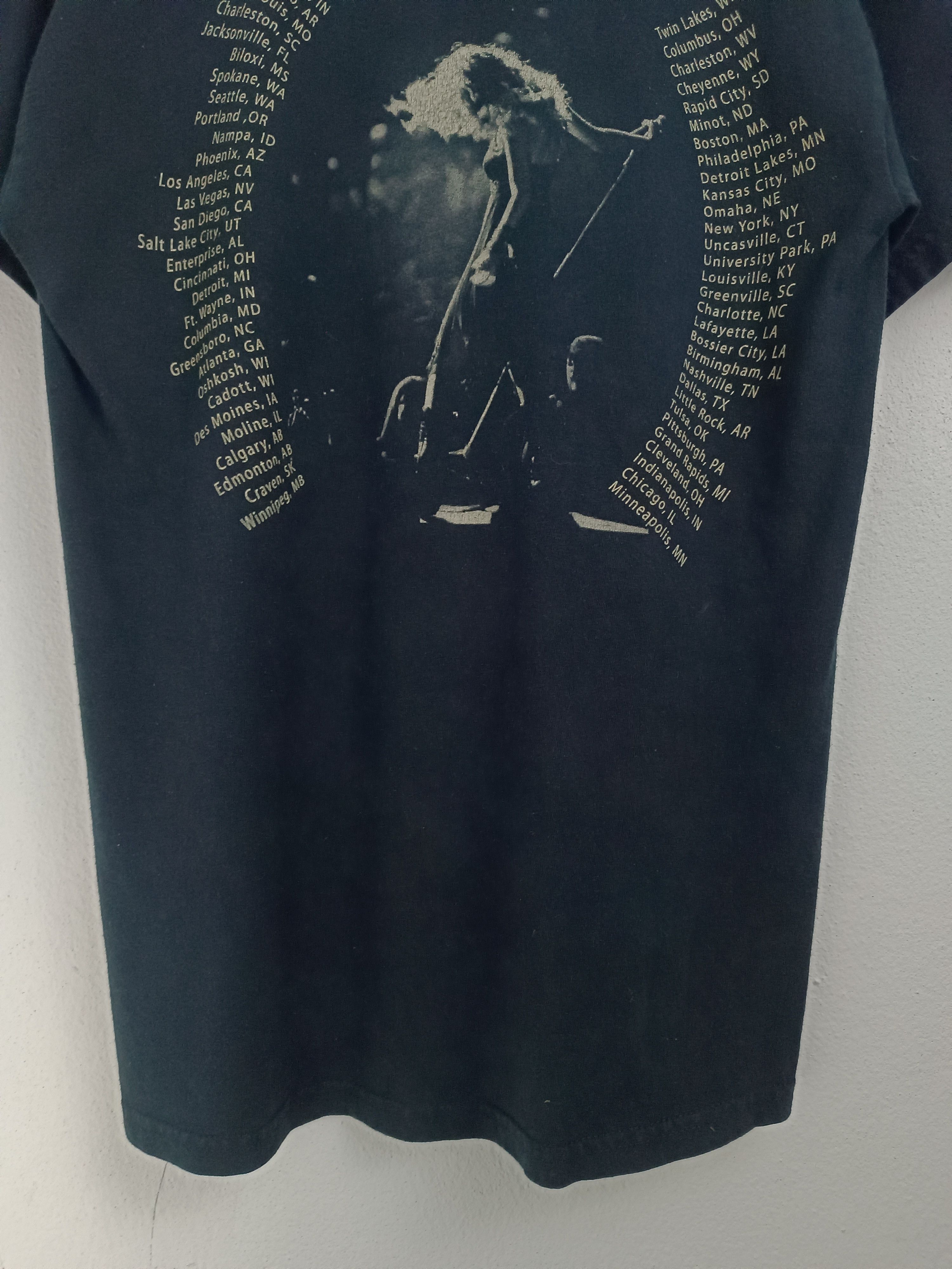 Rap Tees VINTAGE TAYLOR SWIFT TOUR TEE swifties harry styles Size US S / EU 44-46 / 1 - 14 Thumbnail