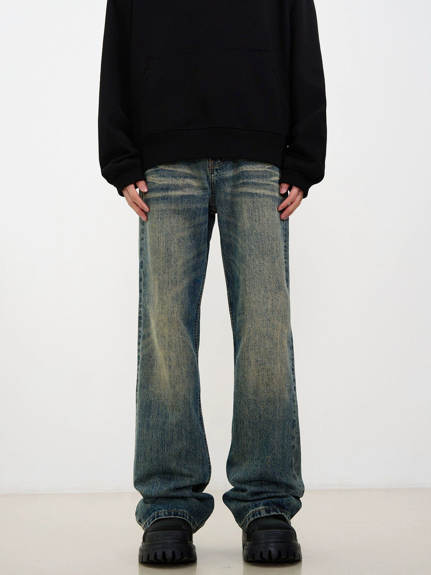 Vintage American retro high street washed distressed flared jeans Size US 32 / EU 48 - 1 Thumbnail