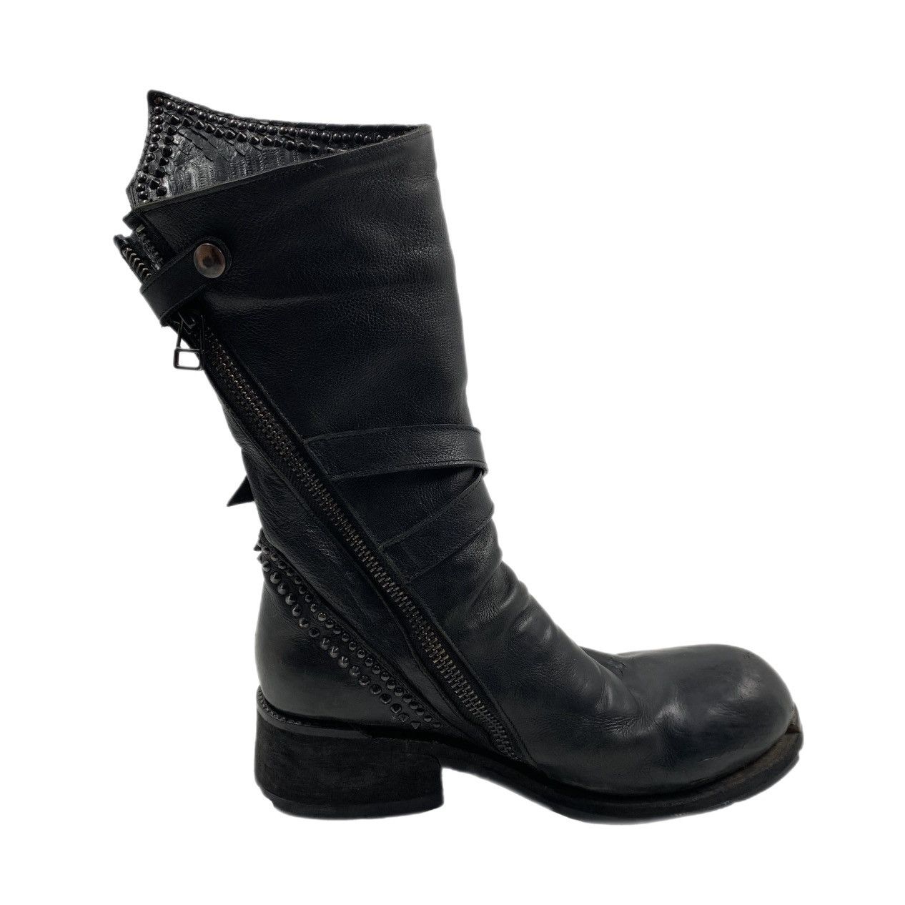 KMRii Crush Boots