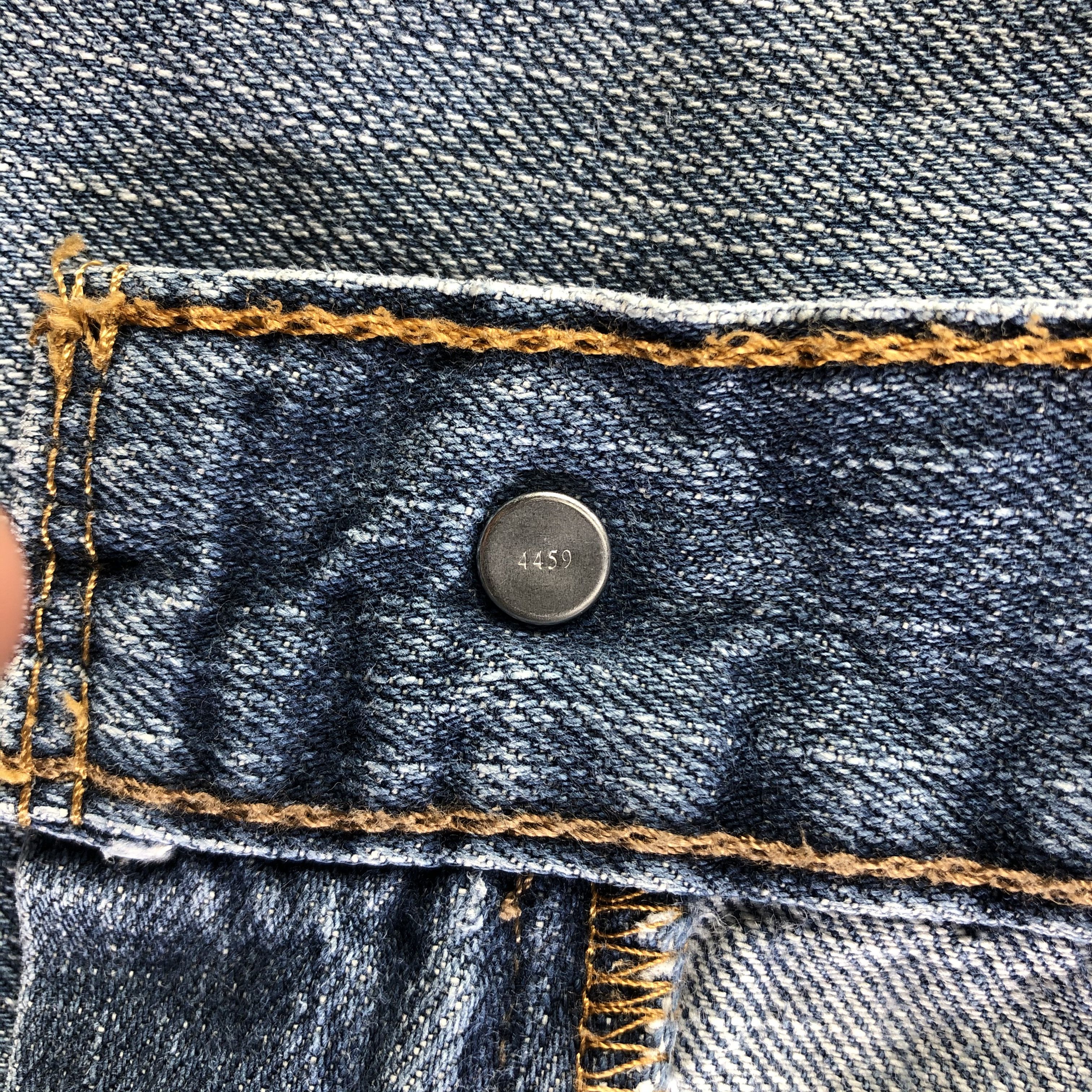 Vintage Blue Wash Levis 569 Jeans-J4474