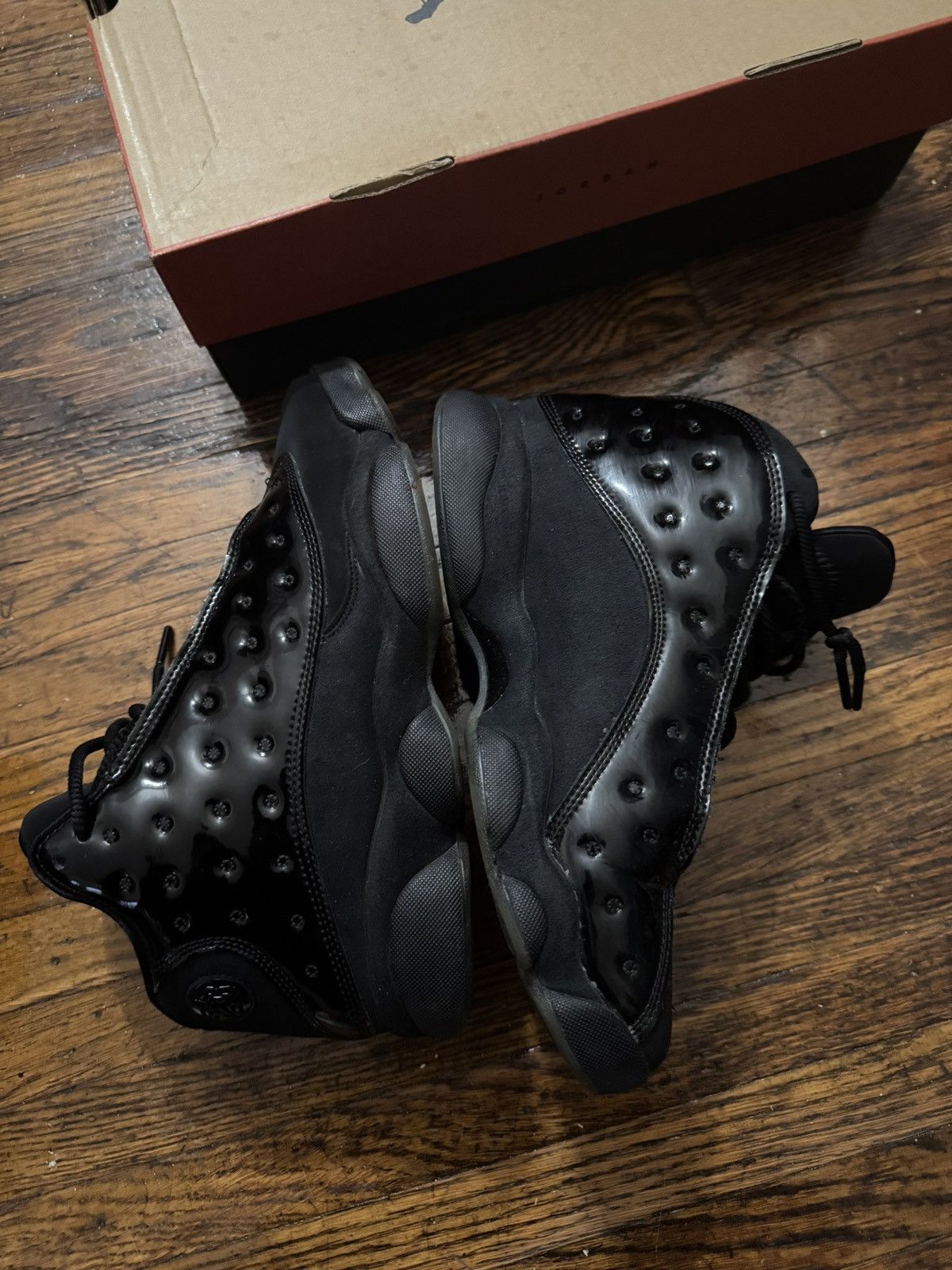 Jordan Brand cap and gown 13s (EXCLUSIVE) Size US 8.5 / EU 41-42 - 11 Thumbnail