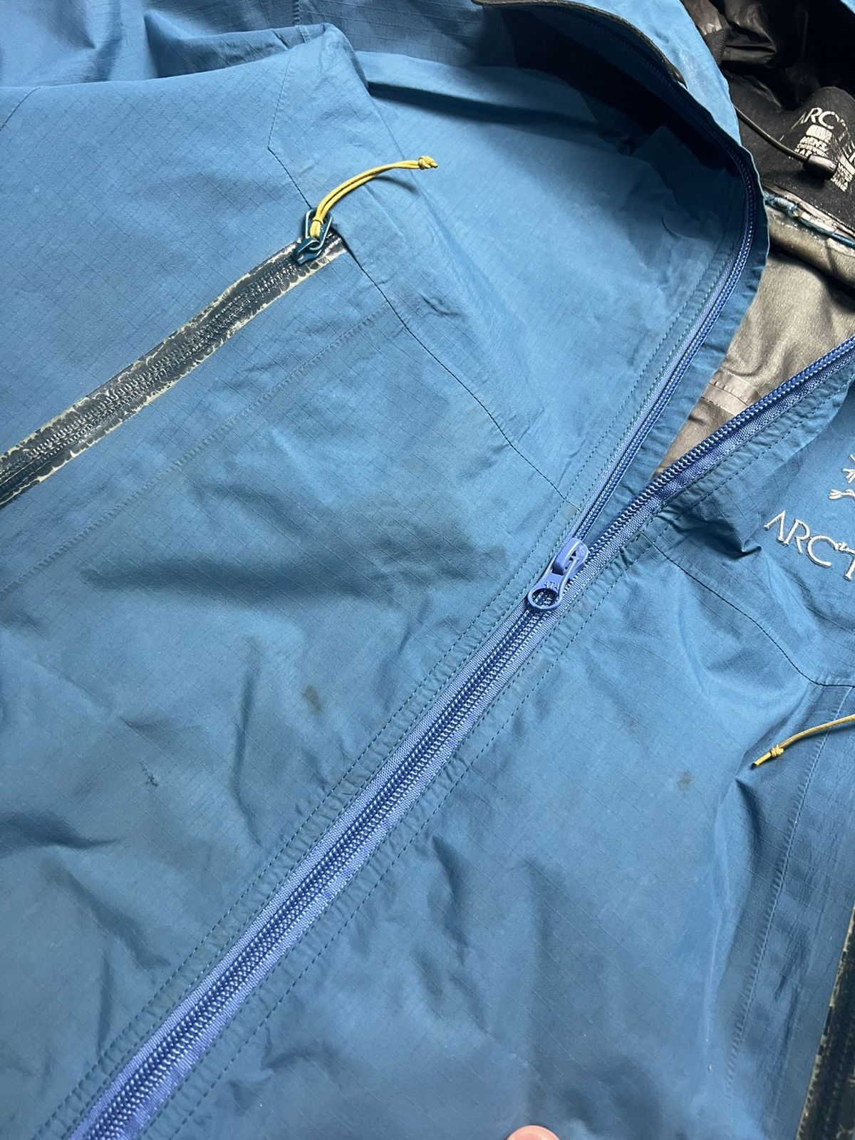 Arc'teryx Arcteryx Alpha SV GORE-TEX Jacket Mens Blue Size US S / EU 44-46 / 1 - 13 Thumbnail