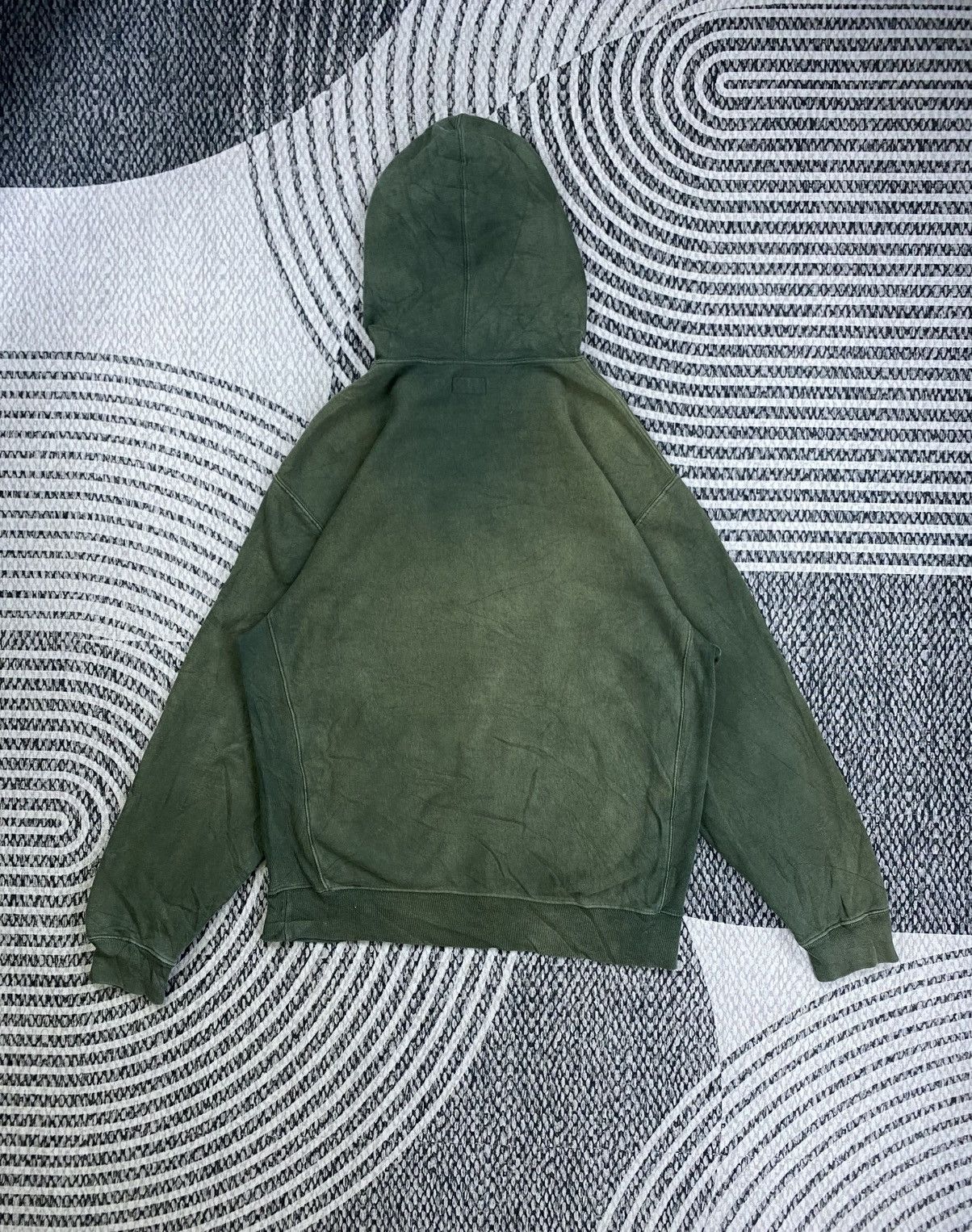 Gap Vintage Gap Big Spellout Faded Sweatshirt Hoodie Size US XL / EU 56 / 4 - 2 Thumbnail