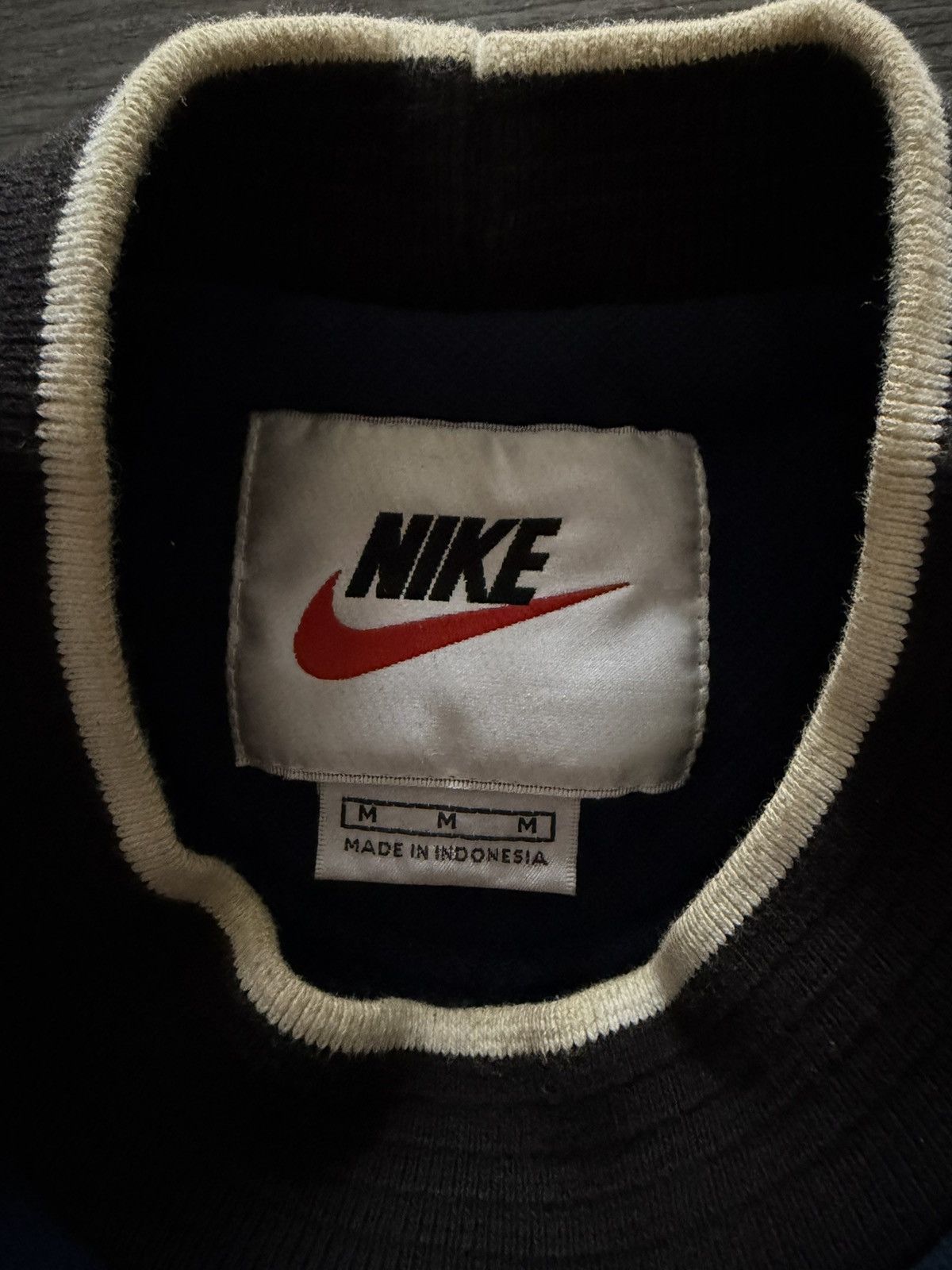 Vintage Vintage Nike Crewneck Size US M / EU 48-50 / 2 - 3 Thumbnail