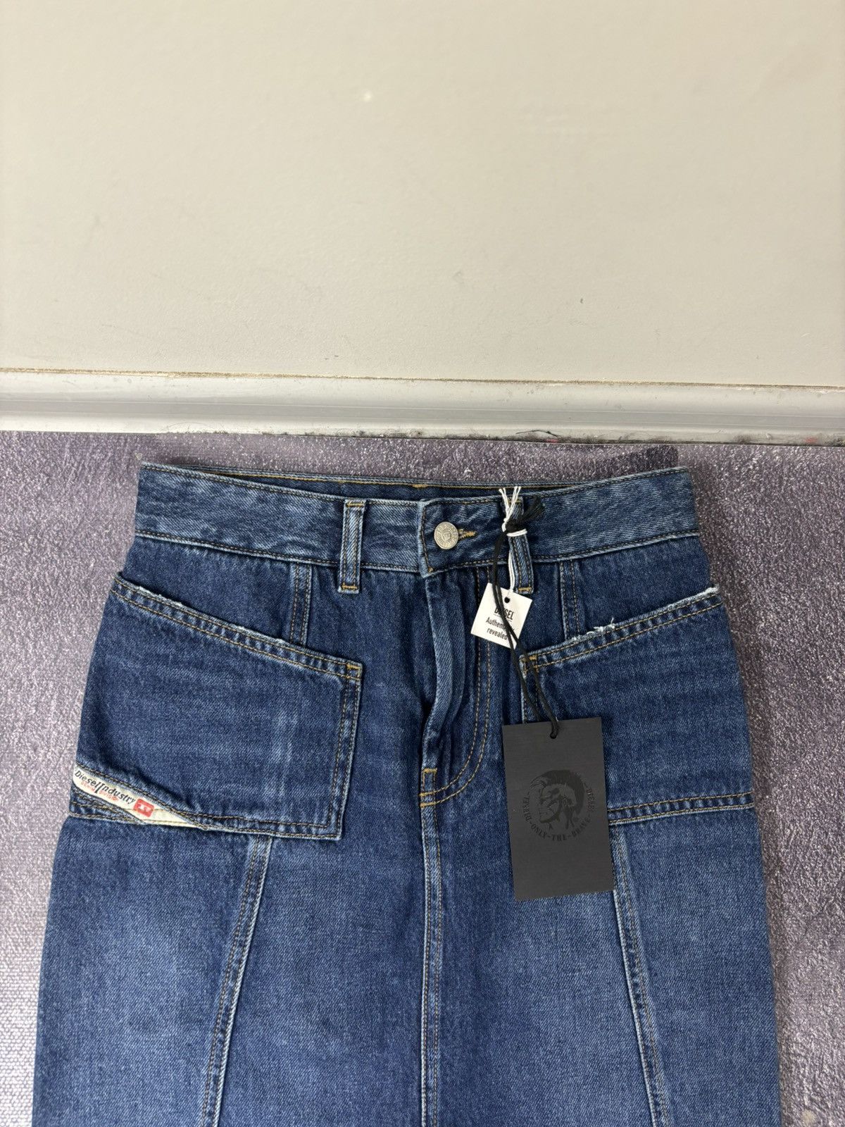 Diesel Diesel De-Pau-Sp1 NWT Women’s Blue Knee Length Denim Skirt Size 24" / US 00 / IT 34 - 4 Thumbnail