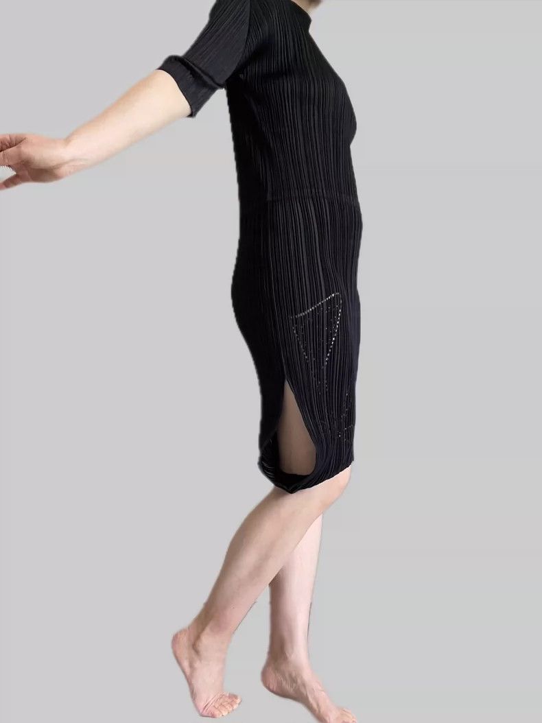 Issey Miyake Issey Miyake size:4 Black pleated magic dress Size S / US 4 / IT 40 - 6 Thumbnail