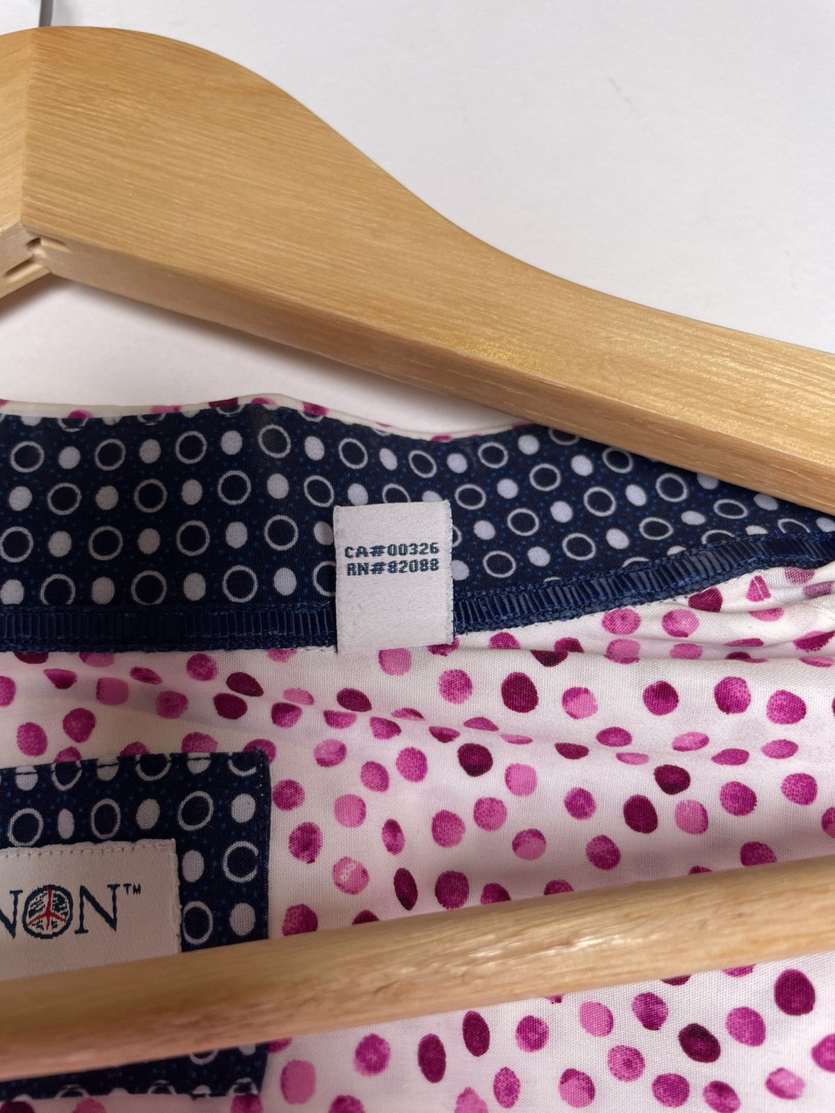 Other John Lennon Pink Dot Button-Up (L) Size US L / EU 52-54 / 3 - 7 Thumbnail