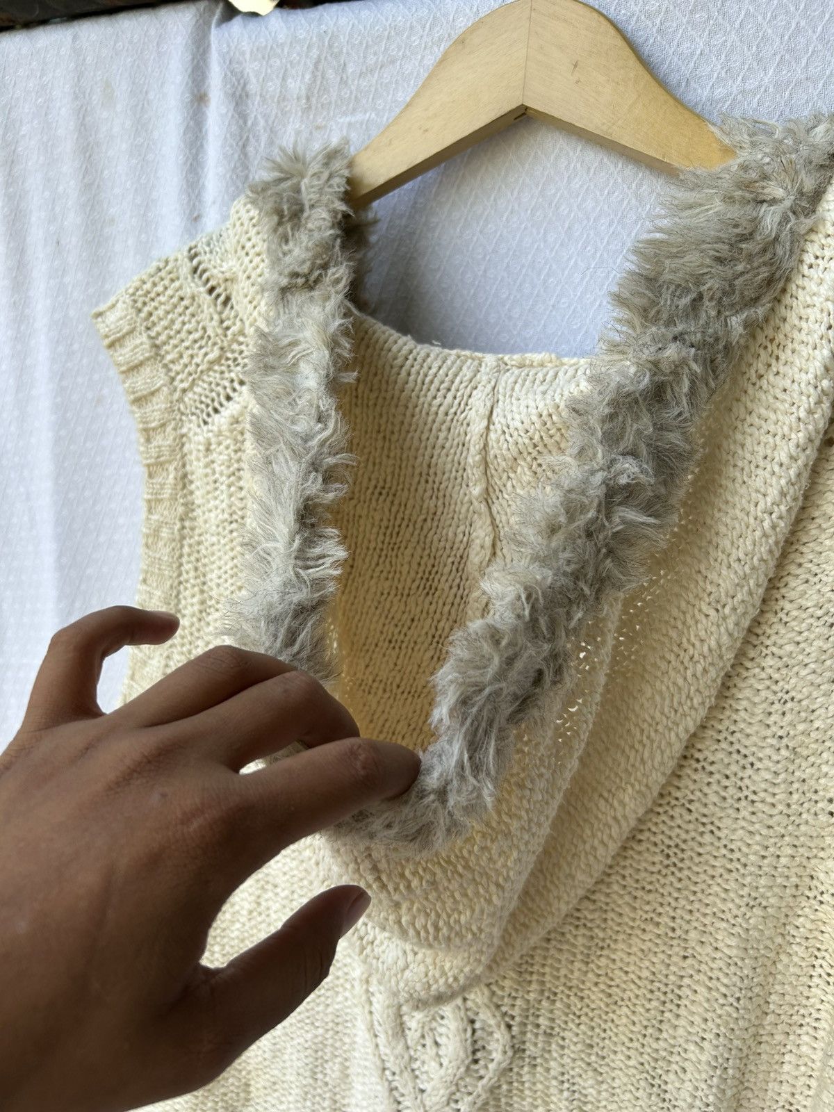 Japanese Brand Old navy vest fur cardigan hooded knit styled Size US L / EU 52-54 / 3 - 4 Thumbnail