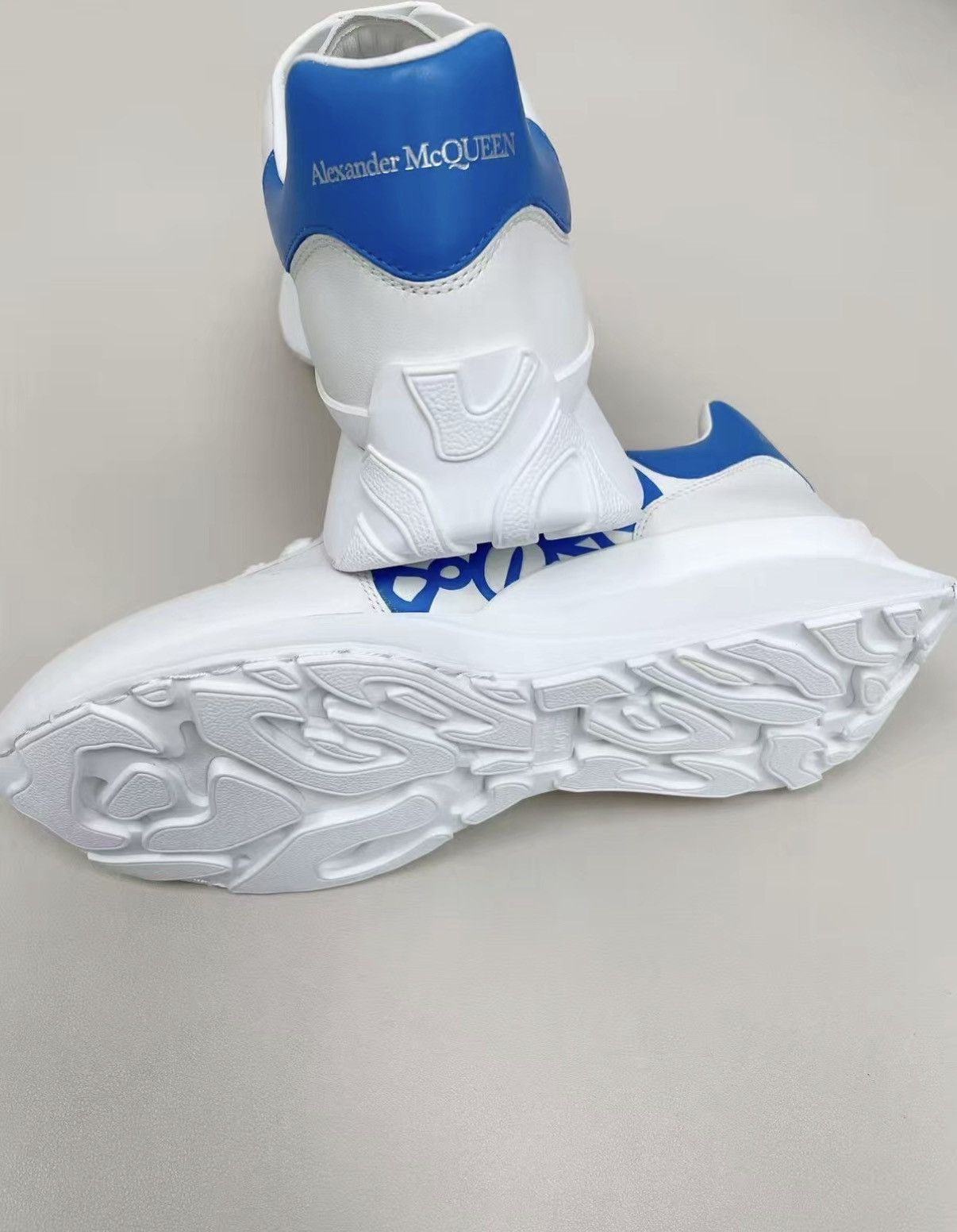 Alexander McQueen Alexander McQueen Sprint Runner Casual Shoes J30 Size US 6.5 / EU 39-40 - 7 Thumbnail