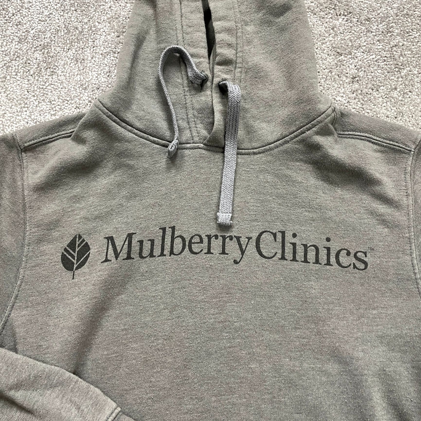 The North Face The North Face Hoodie Mens Small Gray Mulberry Clinics Graphic Logo Sweatshirt Size US S / EU 44-46 / 1 - 2 Thumbnail