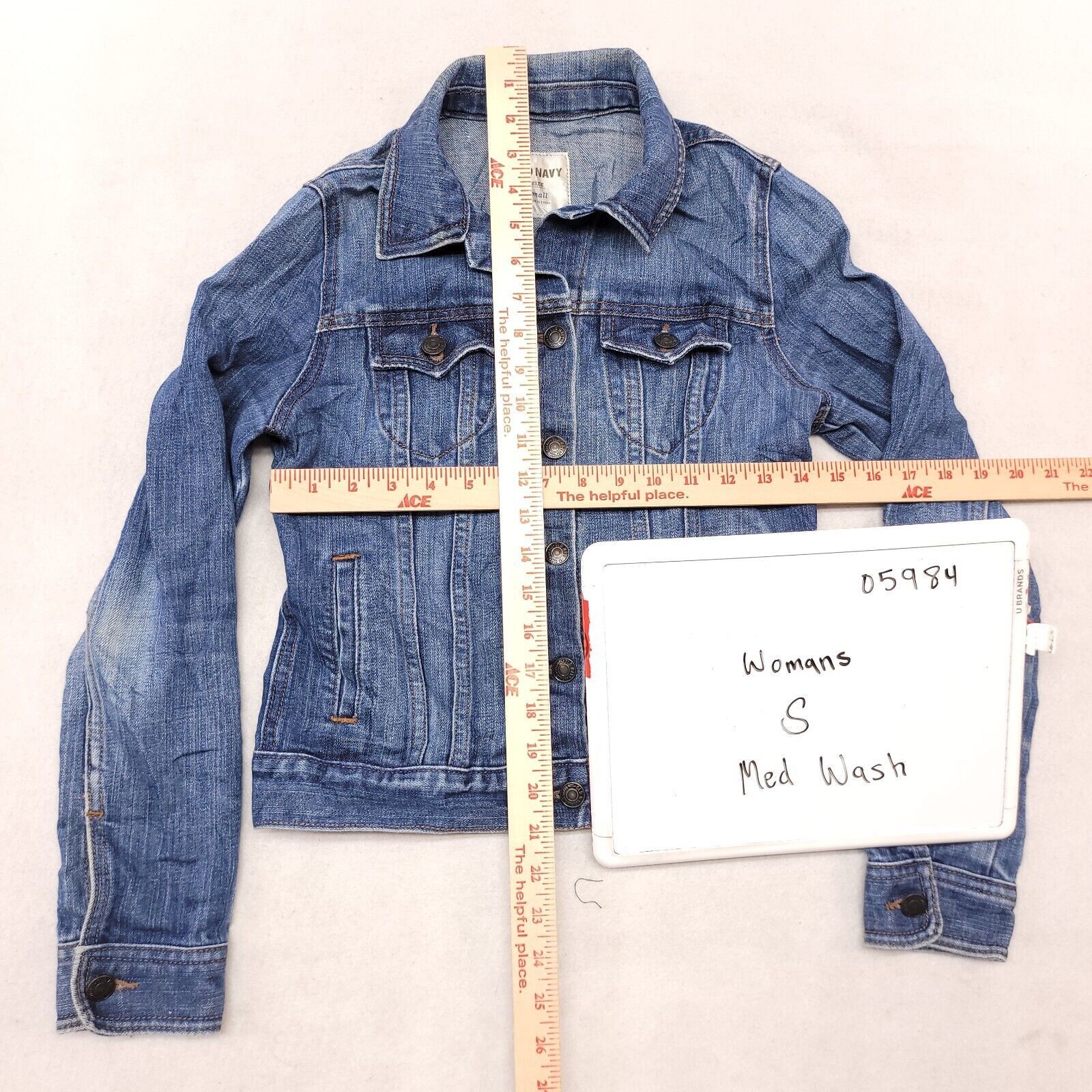 Old Navy Old Navy Casual Button Up Denim Jacket Womens Size S Blue Size S / US 4 / IT 40 - 9 Thumbnail