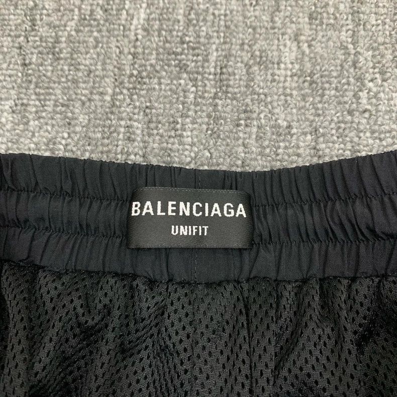 Balenciaga Balenciaga size M Black side stripe double hook shorts Size US 27 - 6 Thumbnail