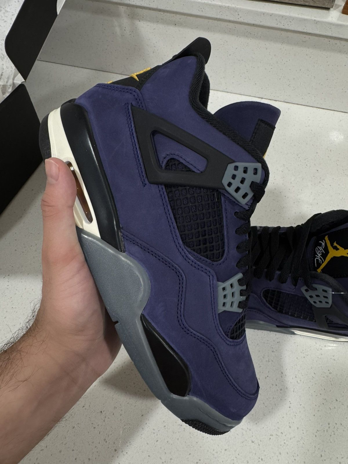 Jordan Brand Jordan 4 Lakers ( OBO ) Size US 9 / EU 42 - 1 Thumbnail
