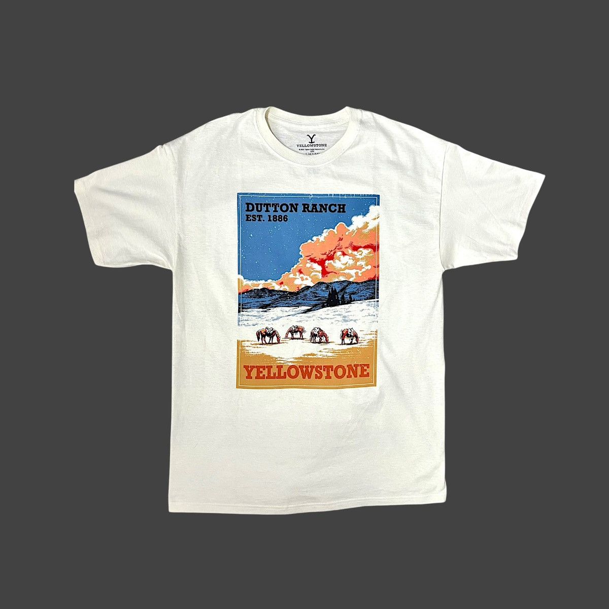 Other Licensed Men’s Vintage Style Dutton Ranch T-Shirt Sz L Size US L / EU 52-54 / 3 - 5 Thumbnail