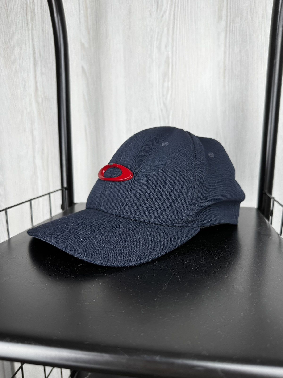 Oakley Oakley Tincan Navy Blue/Red vintage flex cap Size ONE SIZE - 2 Thumbnail