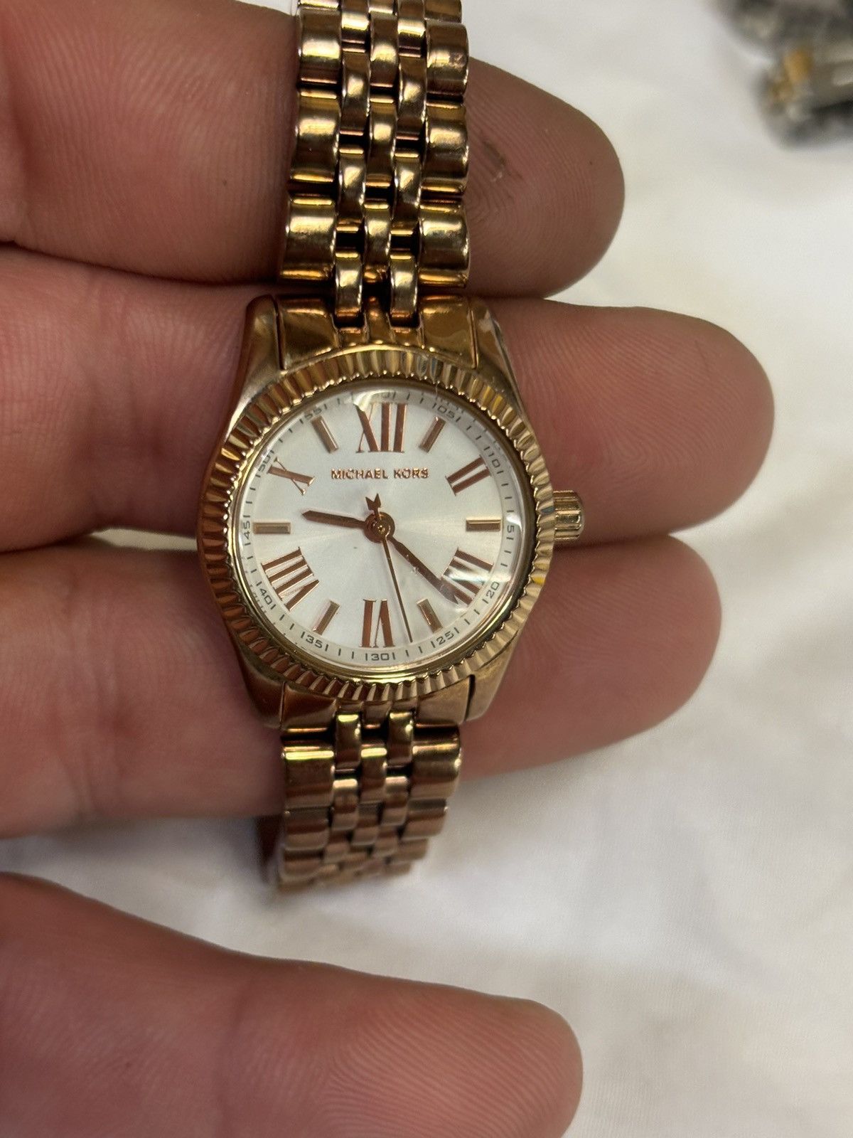 Michael Kors Michael Kors Lexington MK-3230 Women’s Watch! New Battery! Size ONE SIZE - 3 Thumbnail