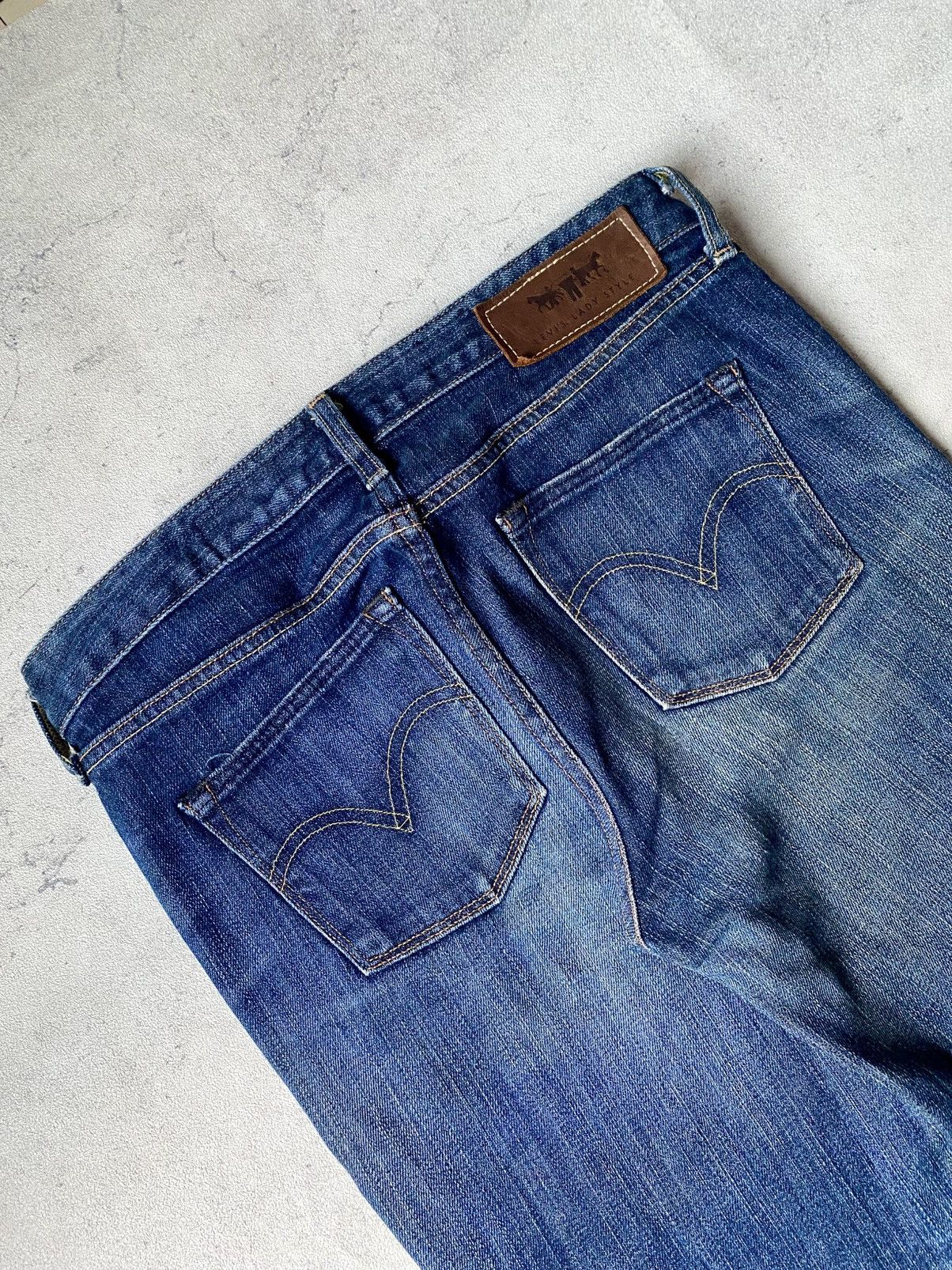 Levi's Levis lady style jeans flare pants Size 29" - 4 Thumbnail
