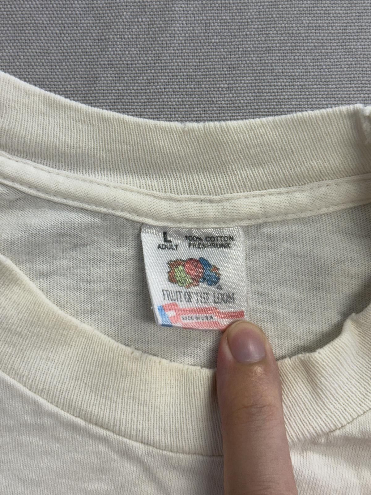 Fruit Of The Loom Vintage Visitation of Our Lady School T-shirt Christian Tee Size US L / EU 52-54 / 3 - 2 Thumbnail