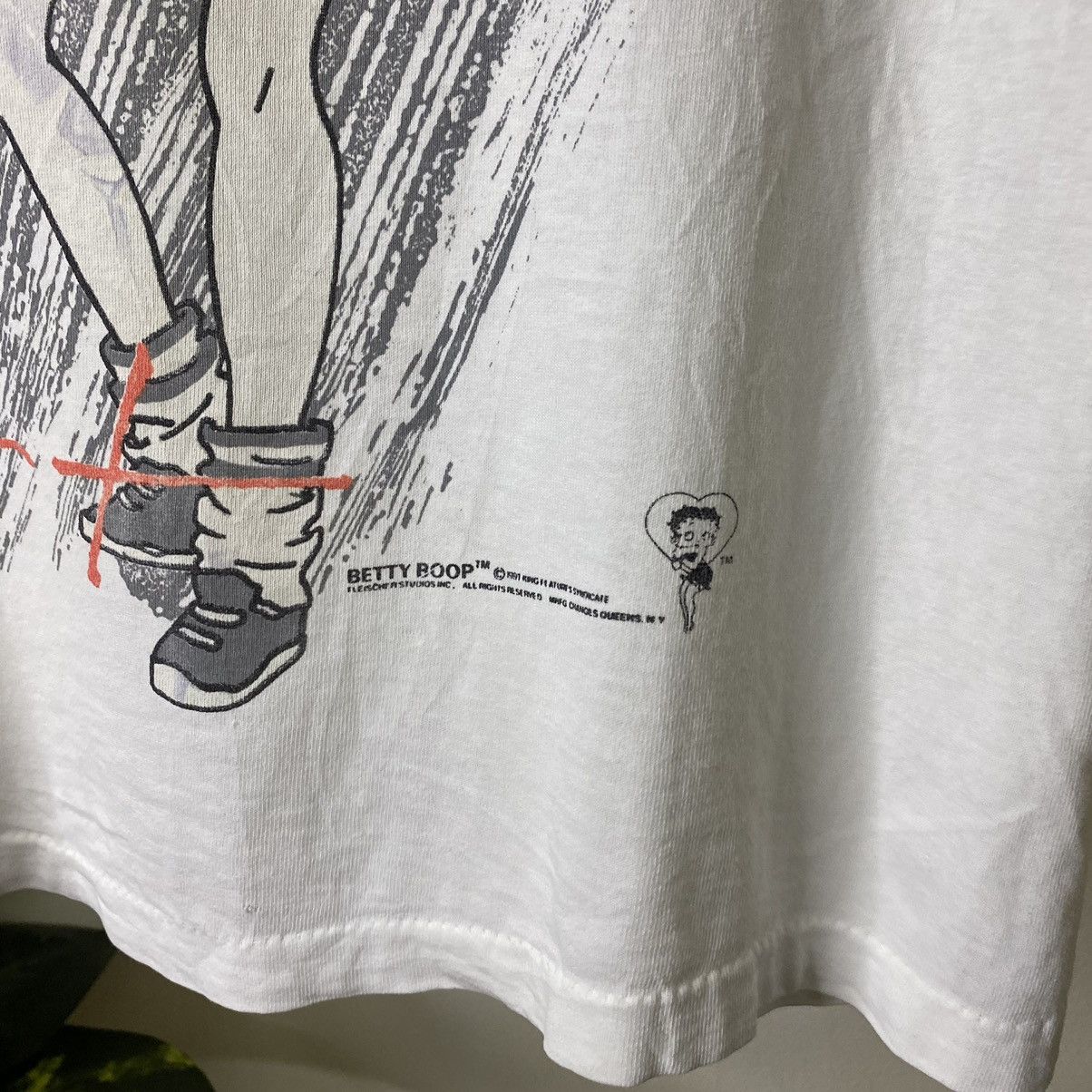 Cartoon Network Vintage 1991 Betty Boop Cartoon Network Tee Made in USA Size US M / EU 48-50 / 2 - 3 Thumbnail