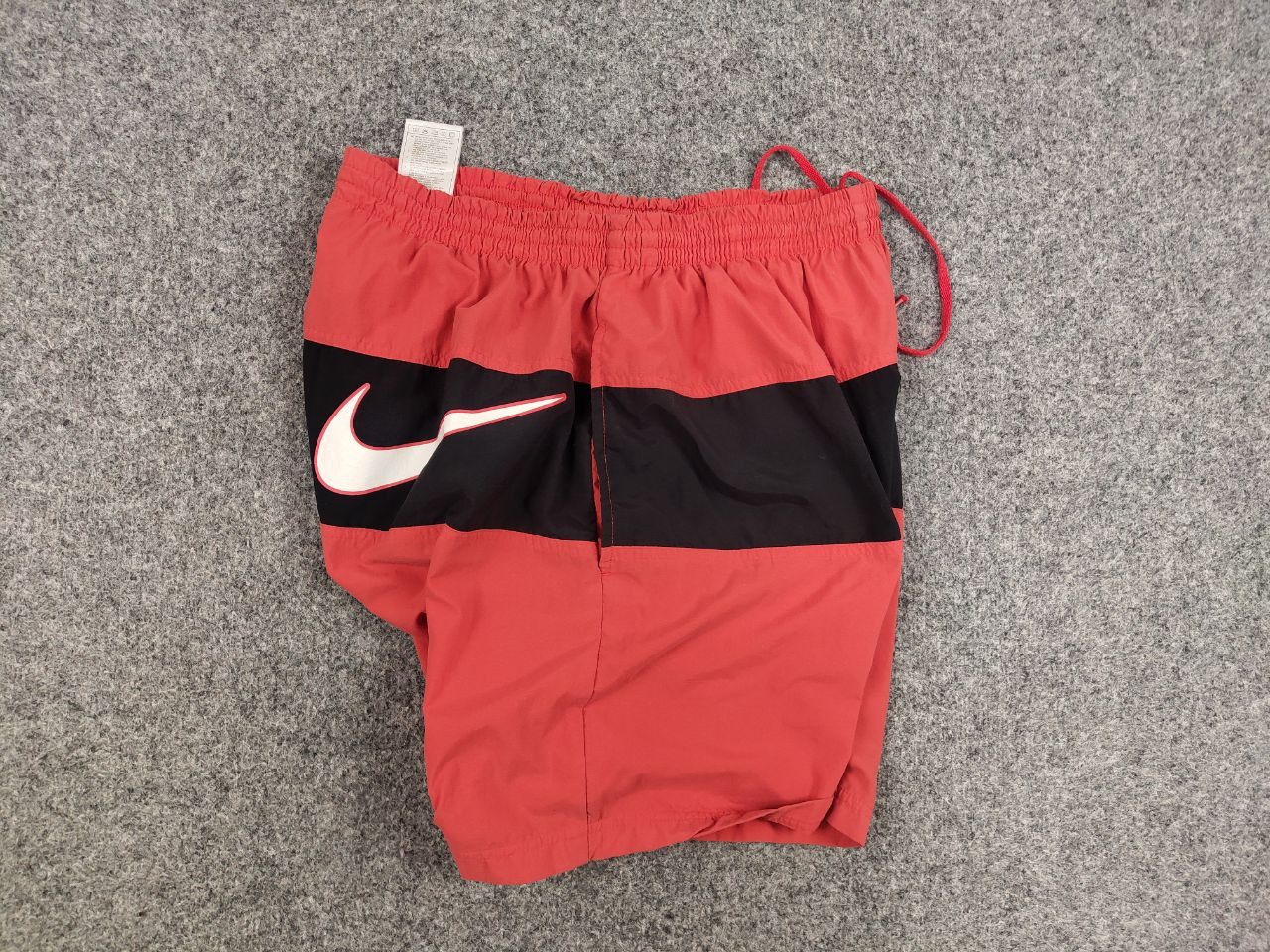 Nike Vintage 90's Nike Big Swoosh Nylon Red Black Casual Shoes Size US 34 / EU 50 - 4 Thumbnail