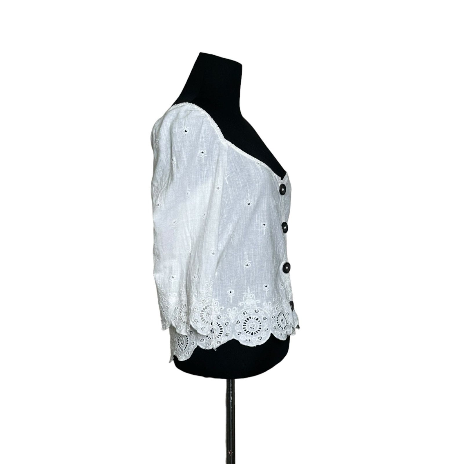 Zara Zara white eyelet off shoulder button blouse size XS Size XS / US 0-2 / IT 36-38 - 6 Thumbnail