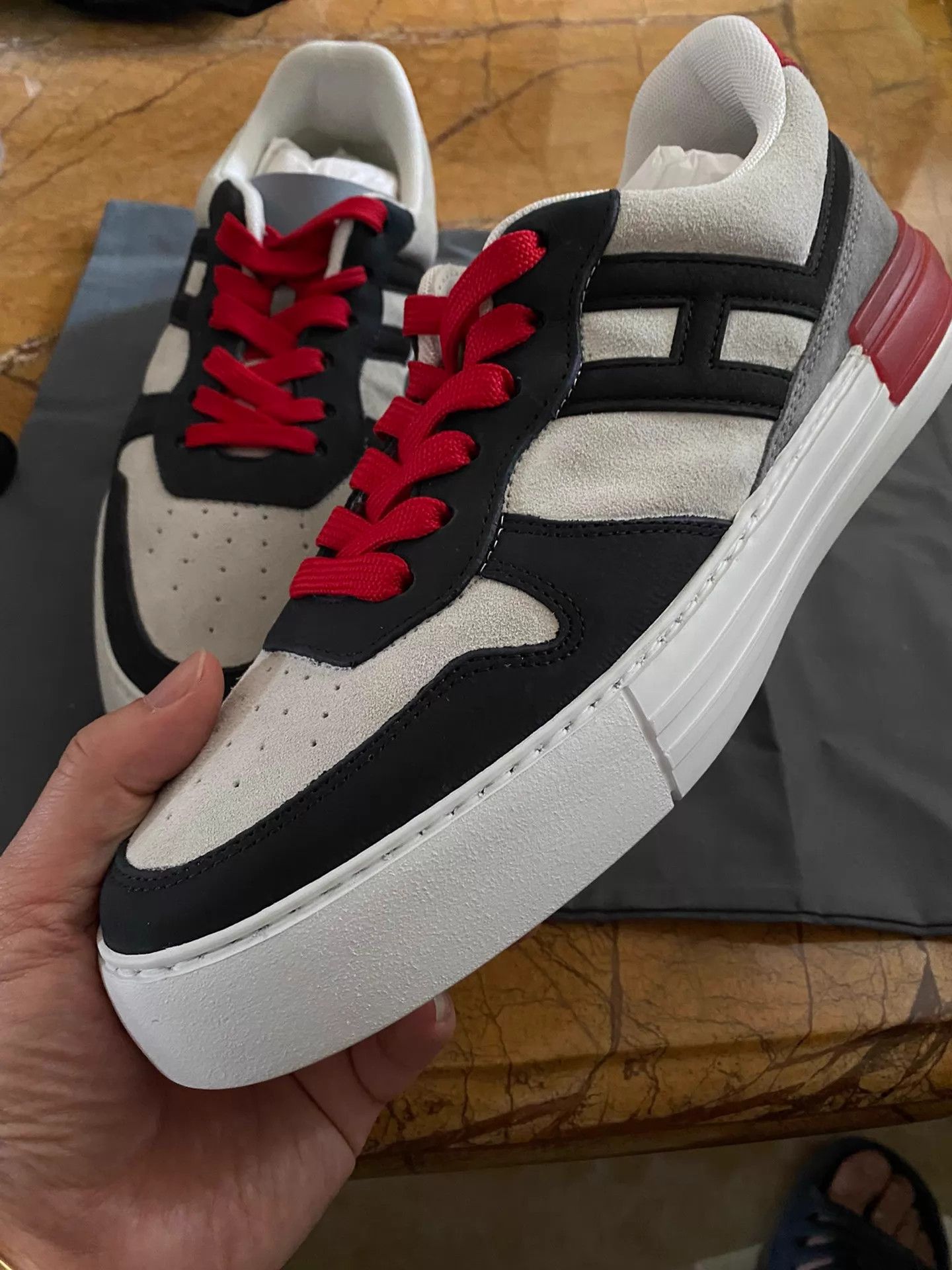 Hogan Hogan White Dad Sneaker UK6.5 Thick Sole 2 Laces Size US 7.5 / EU 40-41 - 3 Thumbnail