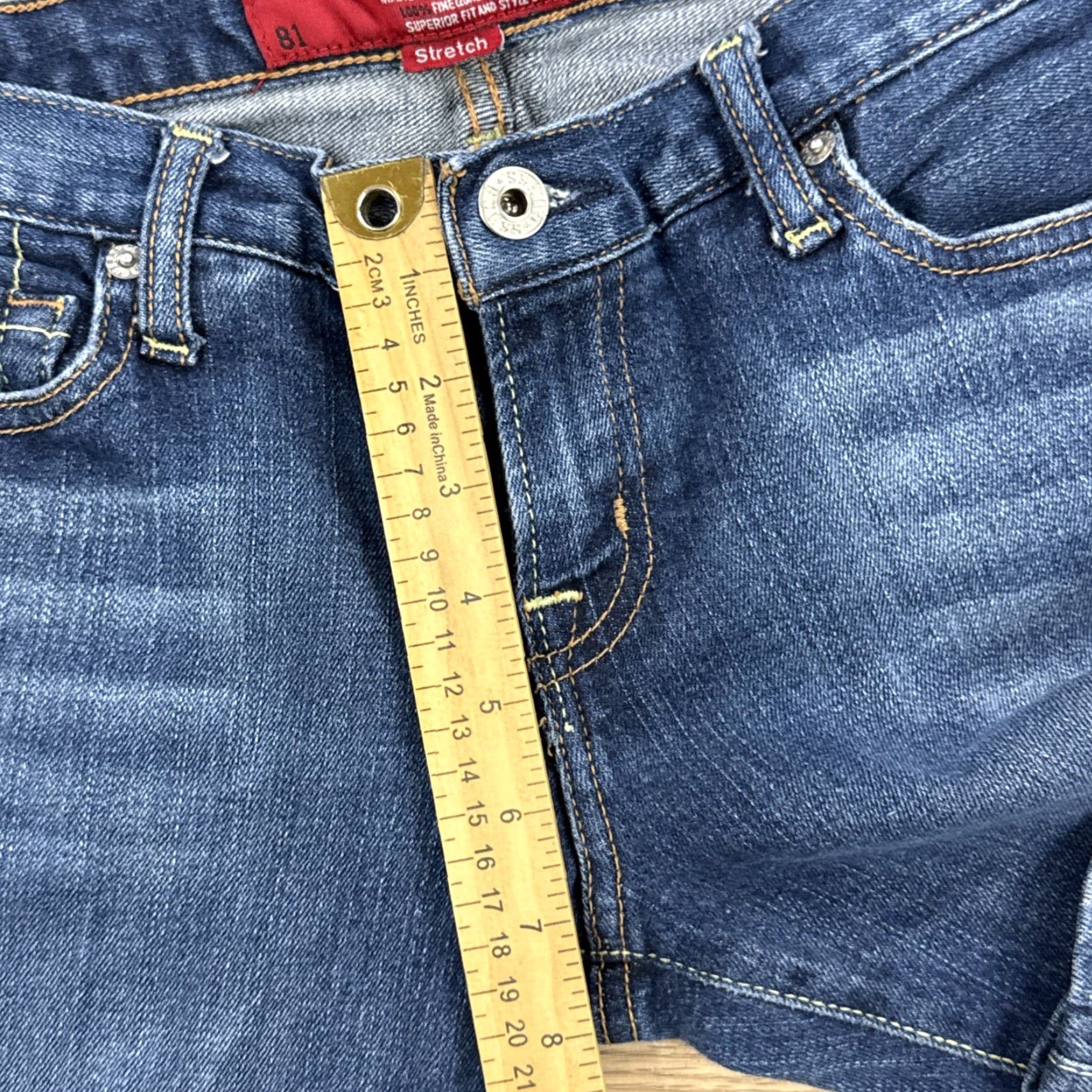 Guess GUESS Foxy Flare Jeans Women Dark Wash Blue 28 Stretch Low Rise 32in Inseam Regular rise Flared Denim Mens? No, Women. Size 28" / US 6 / IT 42 - 6 Thumbnail